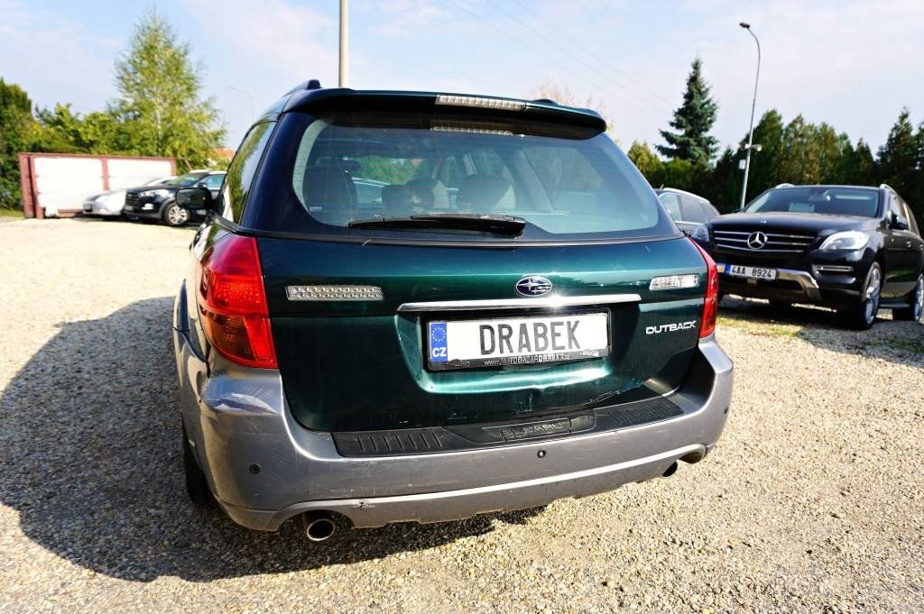 Subaru Outback, 3,0R  H6 180 kW - fotka 6