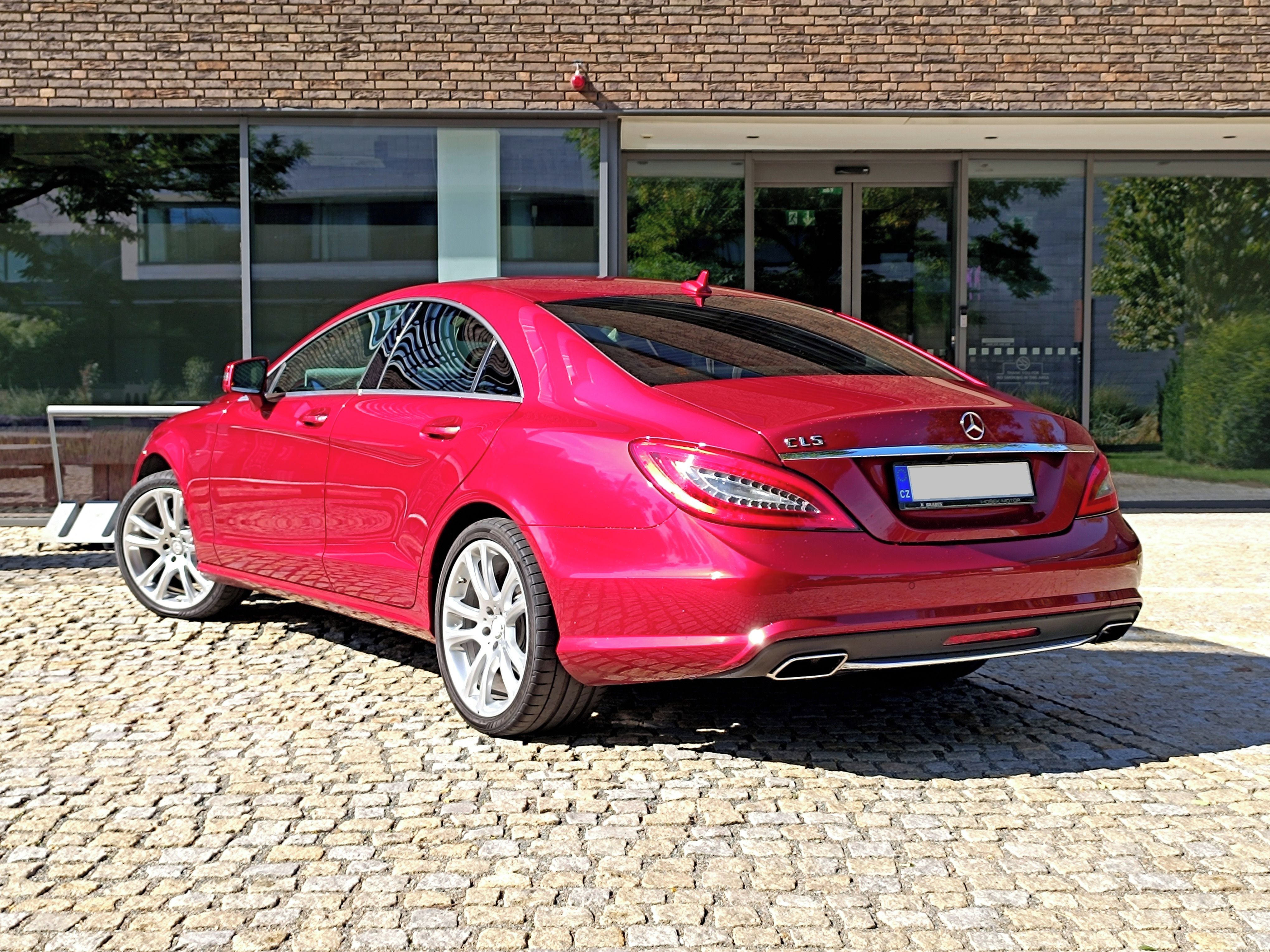 Mercedes-Benz CLS, 350d 4matic AMG, CZ, TOP stav - fotka 3