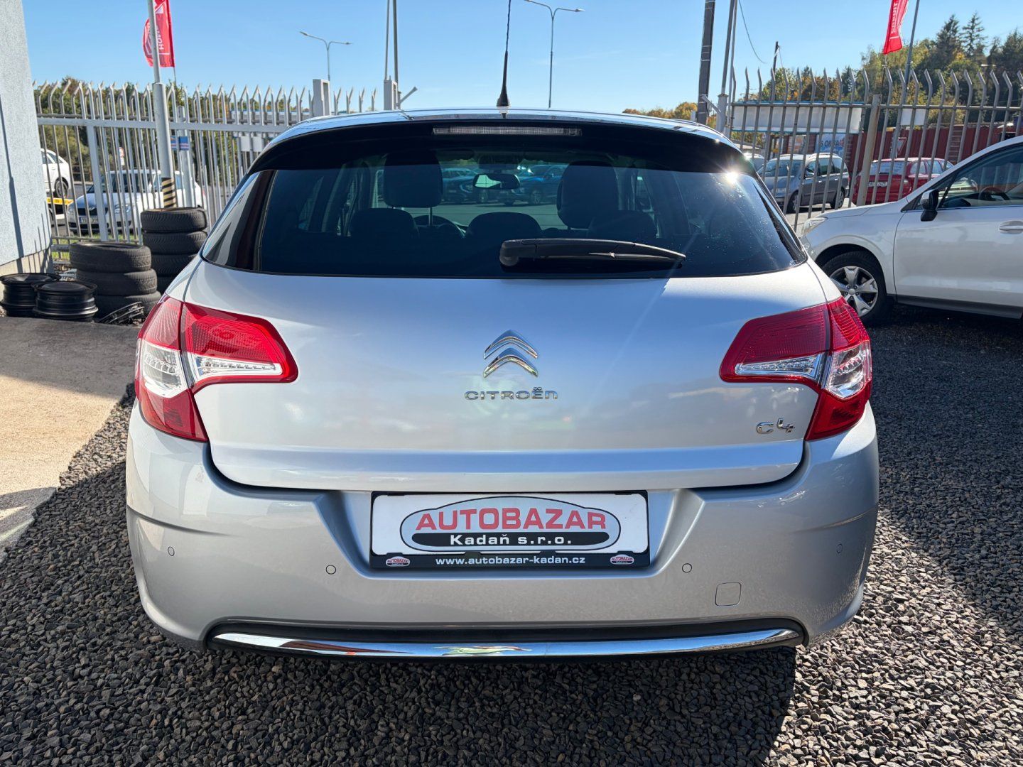 Citroën C4, 1,4 SERVISKA - fotka 4