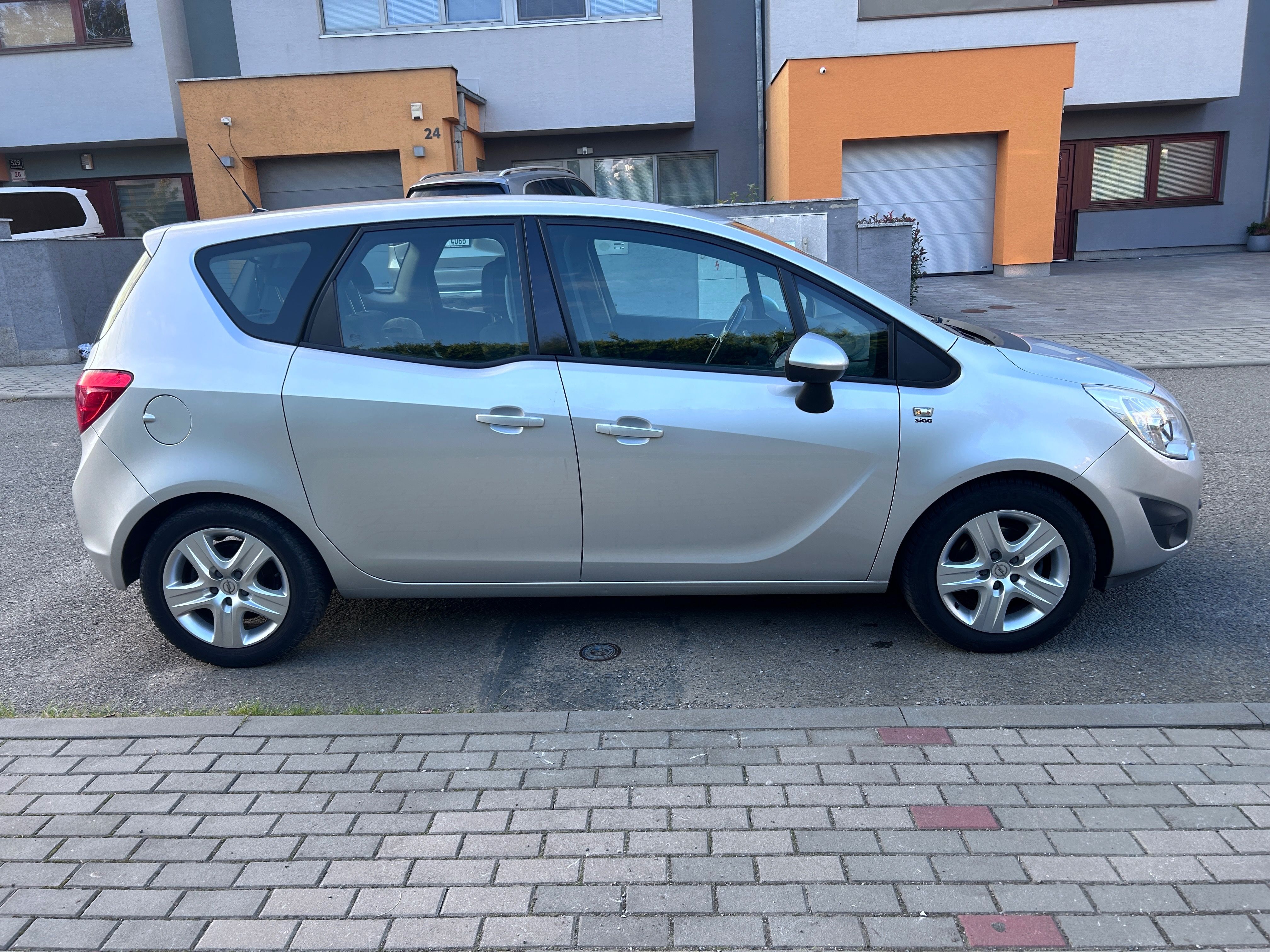 Opel Meriva, B 1,4 16V - fotka 4