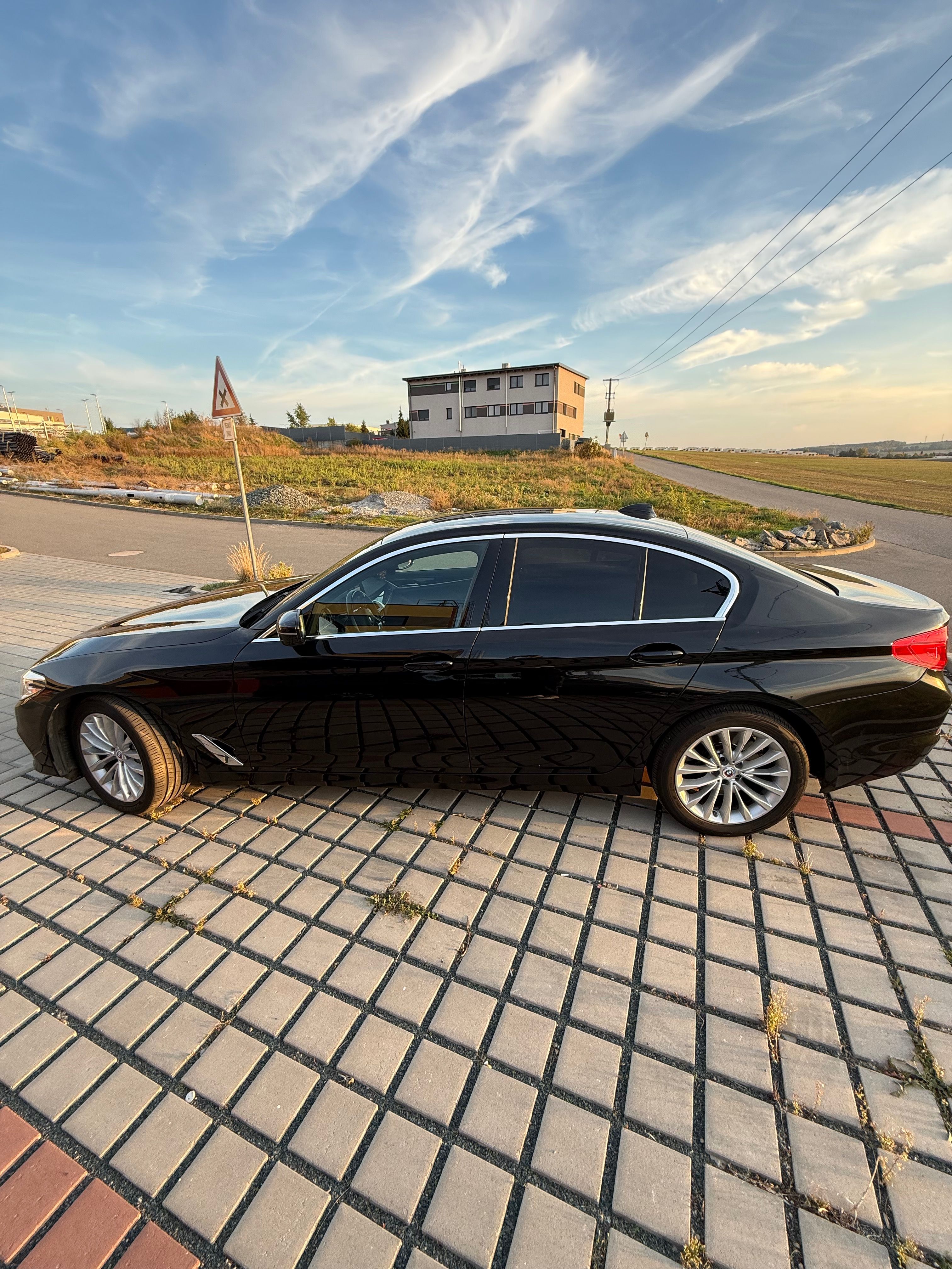 BMW Řada 5, 540D xDrive - fotka 5