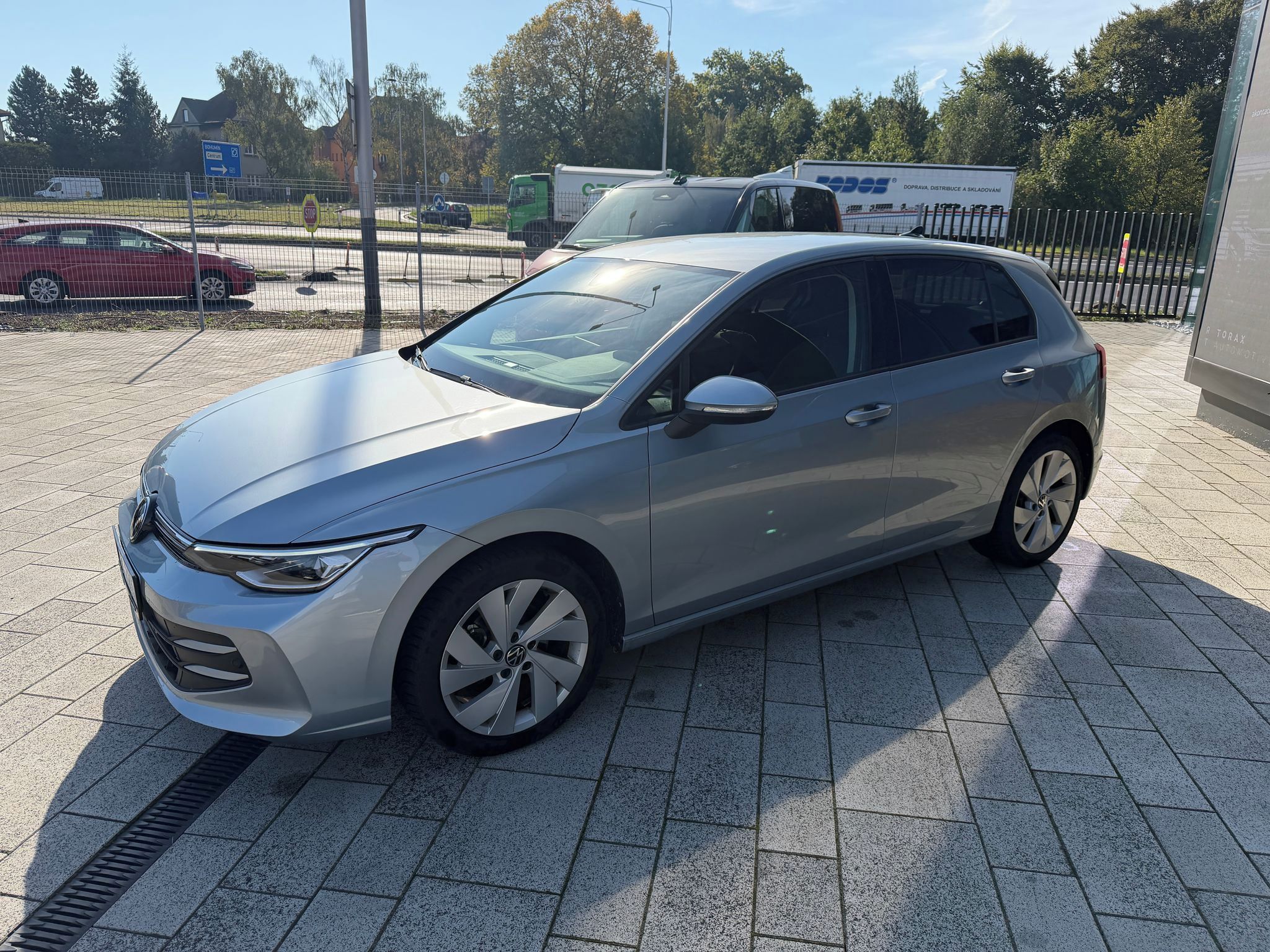 Volkswagen Golf, People 1,5TSI 110kW DSG - fotka 4