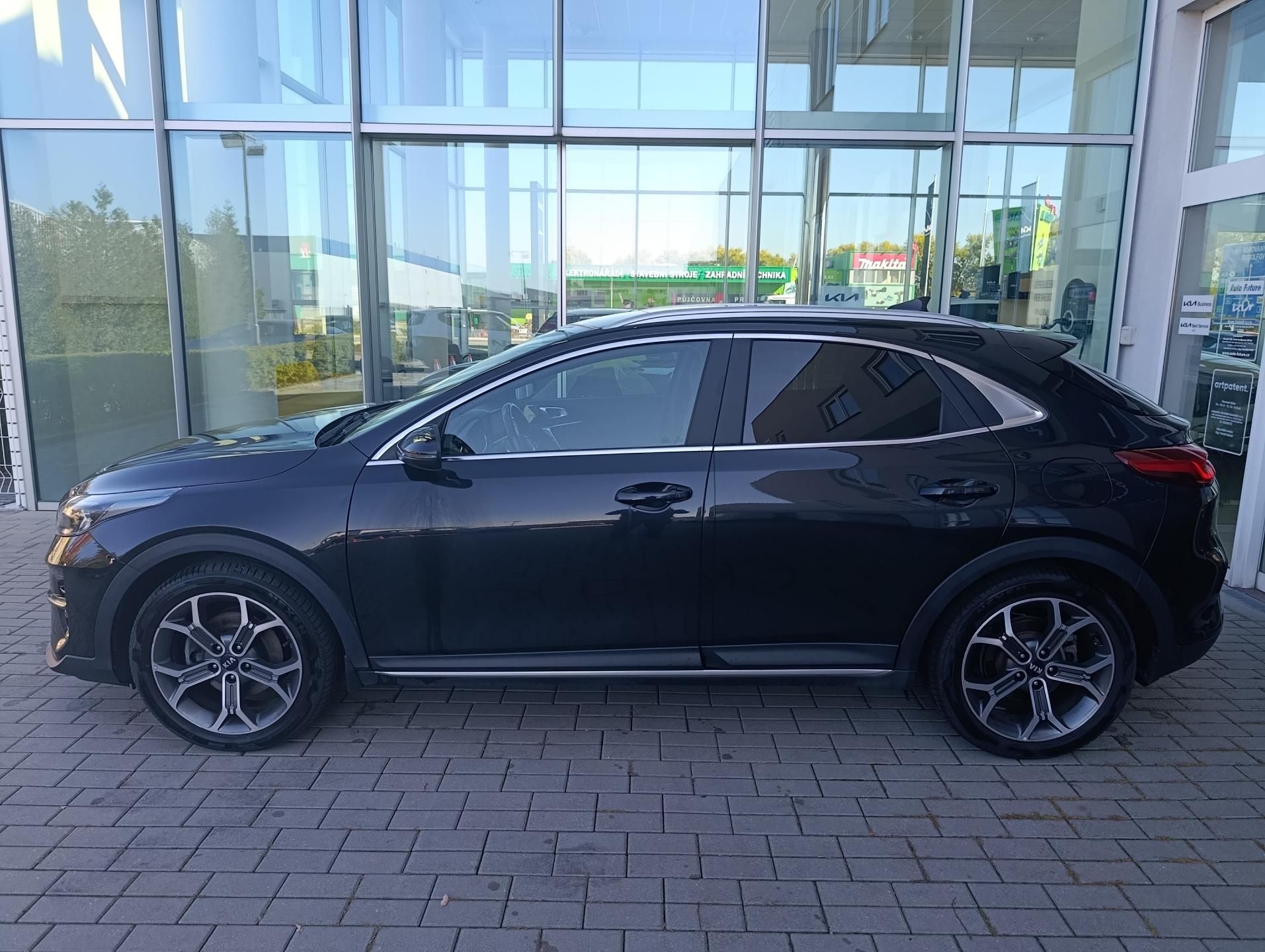 Kia XCee´d, 1.4.T-GDi 110KW 7DCT ČR.1 - fotka 3