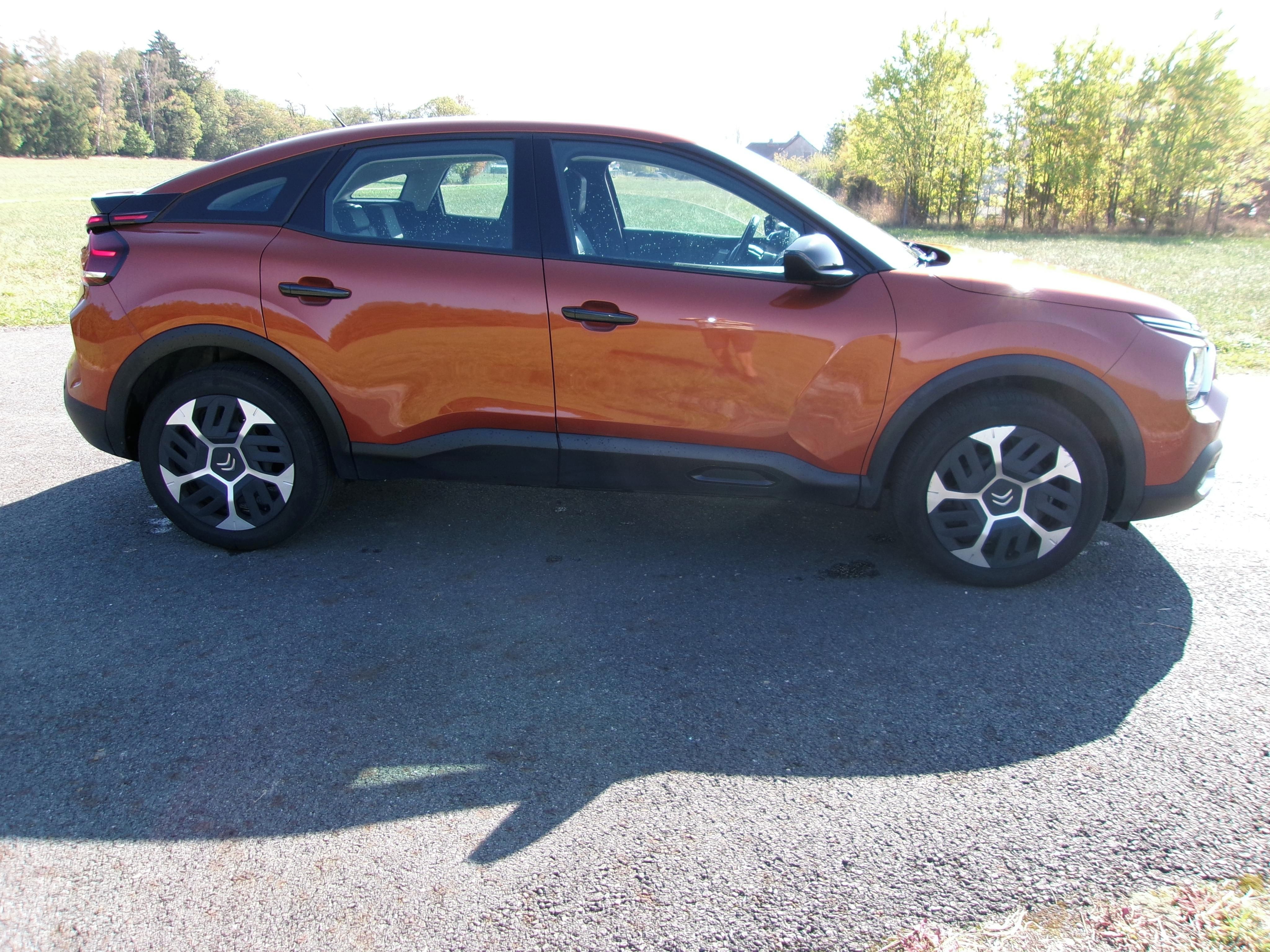 Citroën C4, 1,2 96KW 1maj ČR servisované - fotka 6