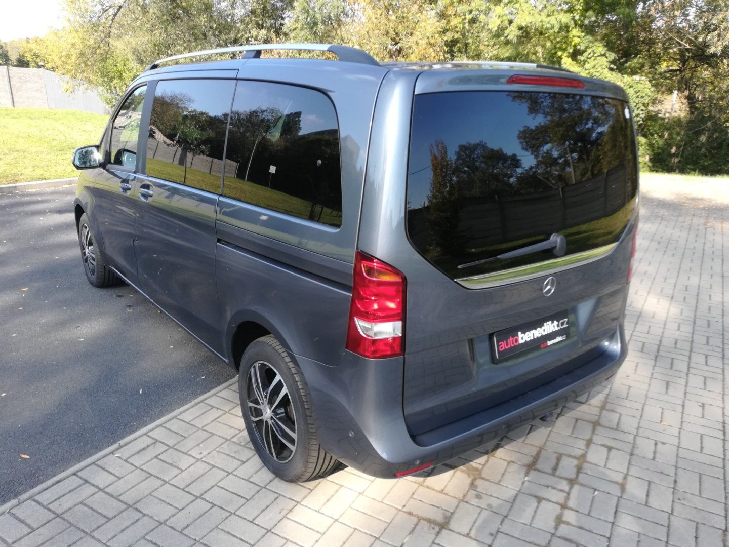 Mercedes-Benz Třídy V, 2.2 140kW 4x4 7 Míst Tažné - fotka 6