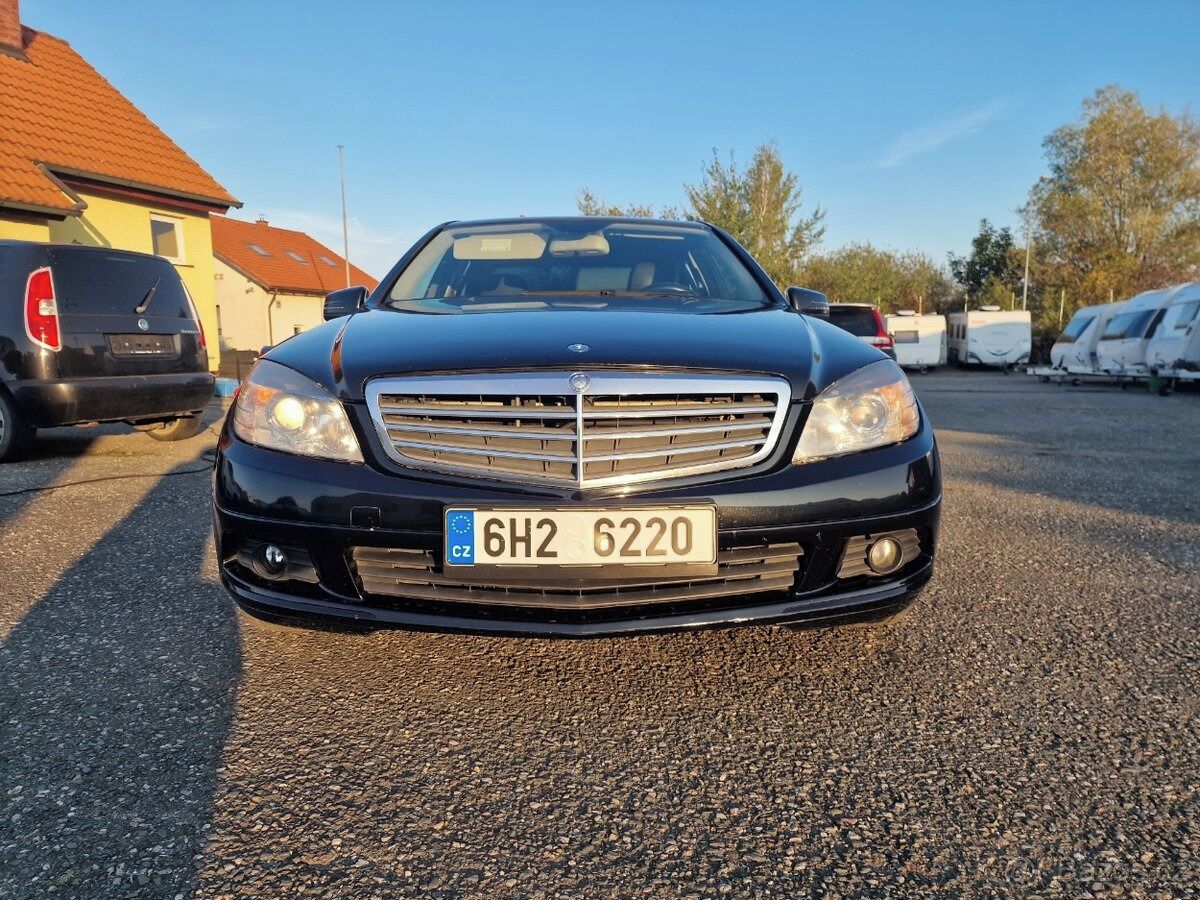 Mercedes-Benz Třídy C, 200CDI sedan  nový v CZ - fotka 4
