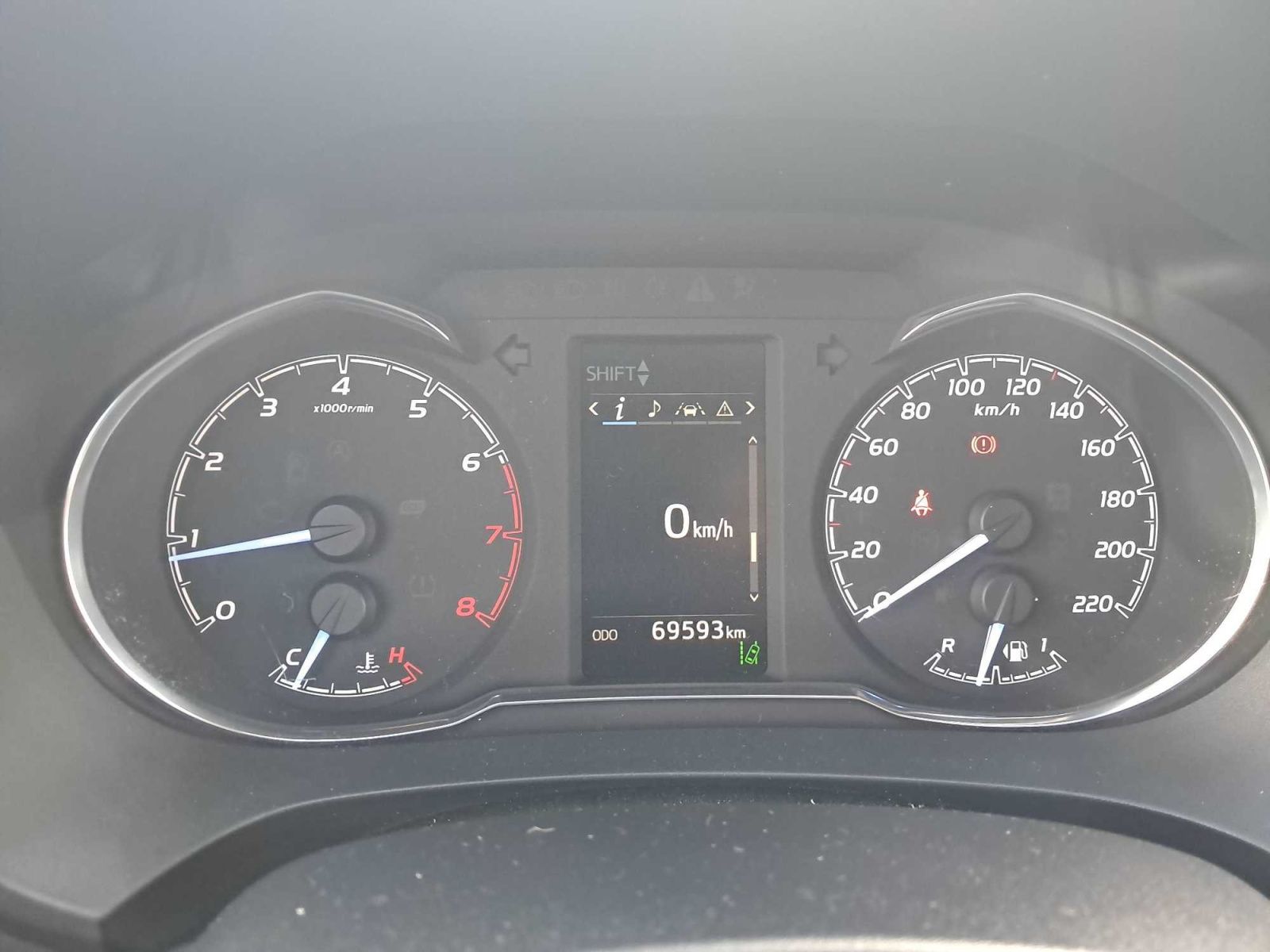 Toyota Yaris, 1.5 Dual VVT-i, ČR,1.maj - fotka 3
