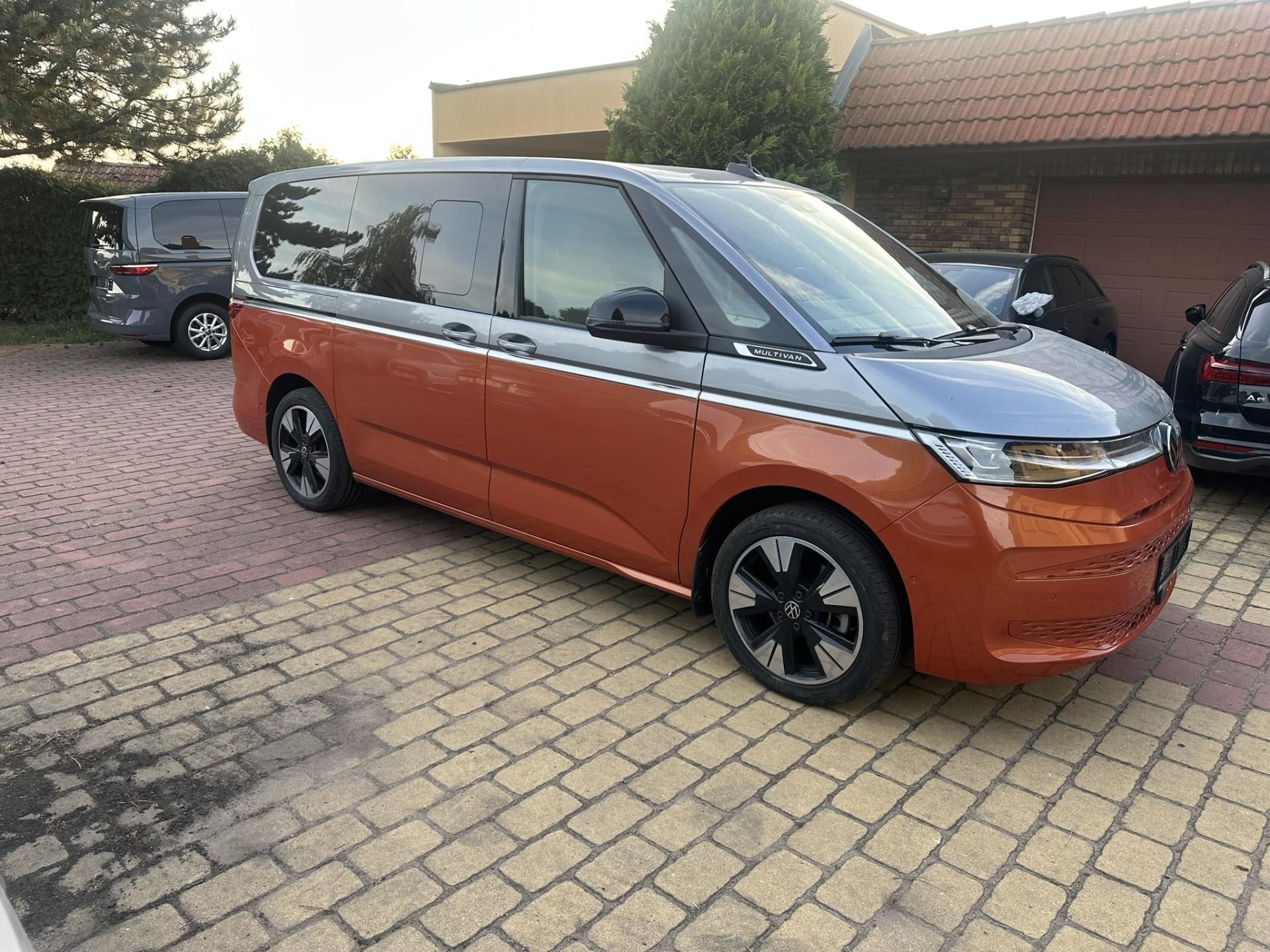 Volkswagen Multivan, HIGHLINE, HEAD-UP, STYLE - fotka 4