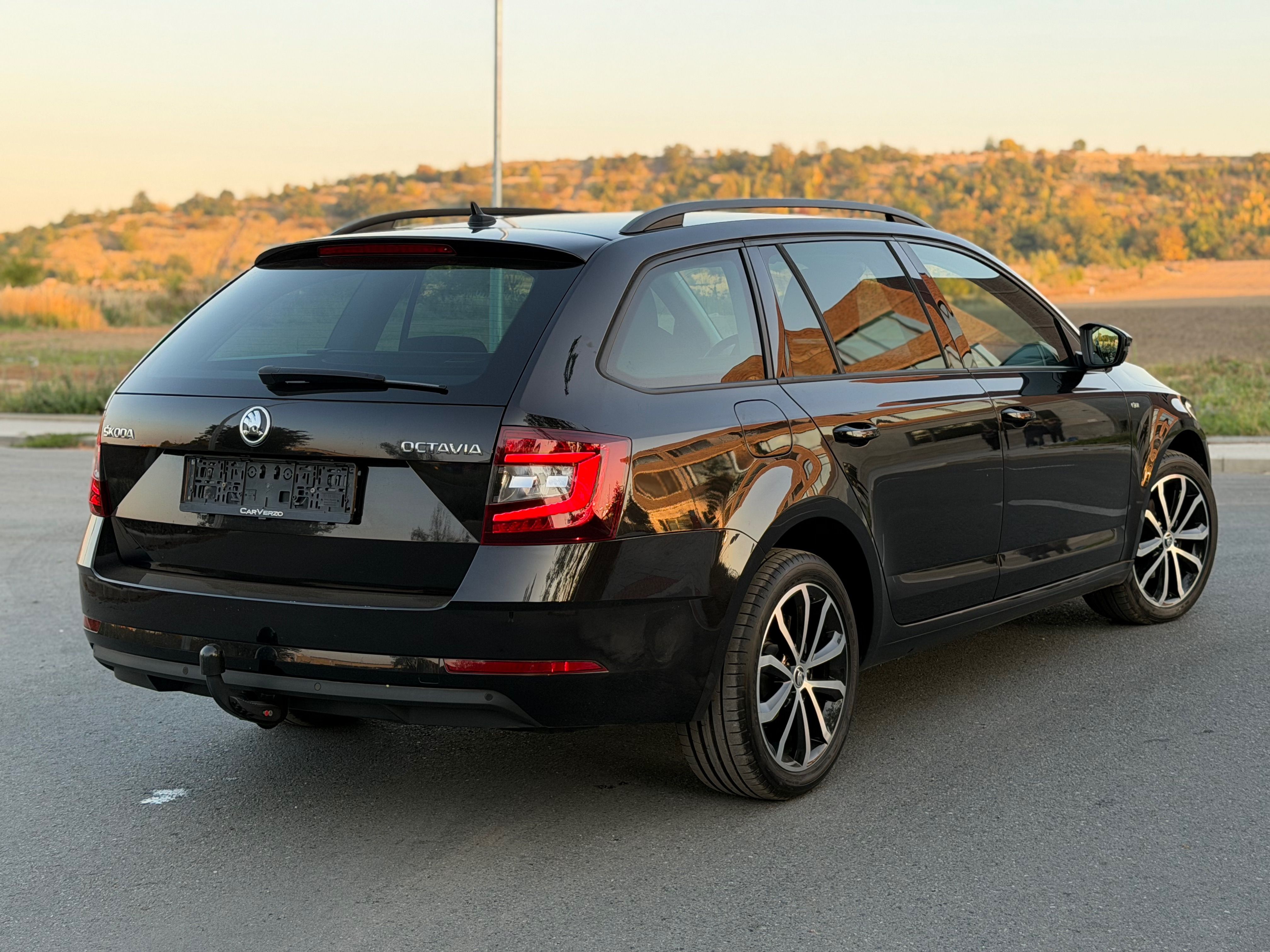Škoda Octavia, 2.0 TDI 110KW SOLEIL TAŽNÝ - fotka 4