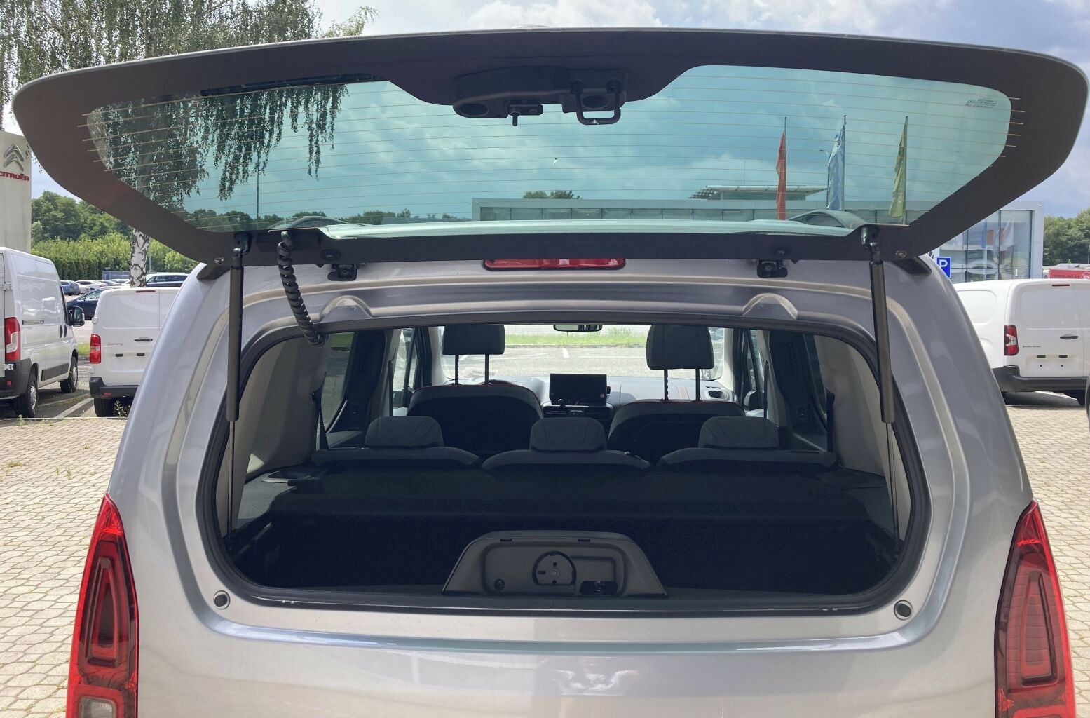 Citroën Berlingo, MAX Diesel 130k Manual - fotka 5