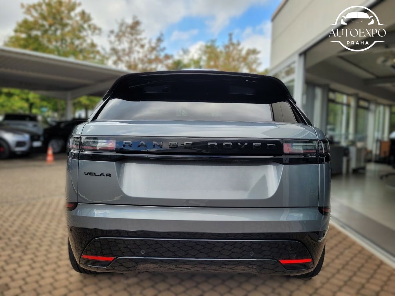 Land Rover Range Rover Velar, D300 Dynamic SE*Black-Pack - fotka 5