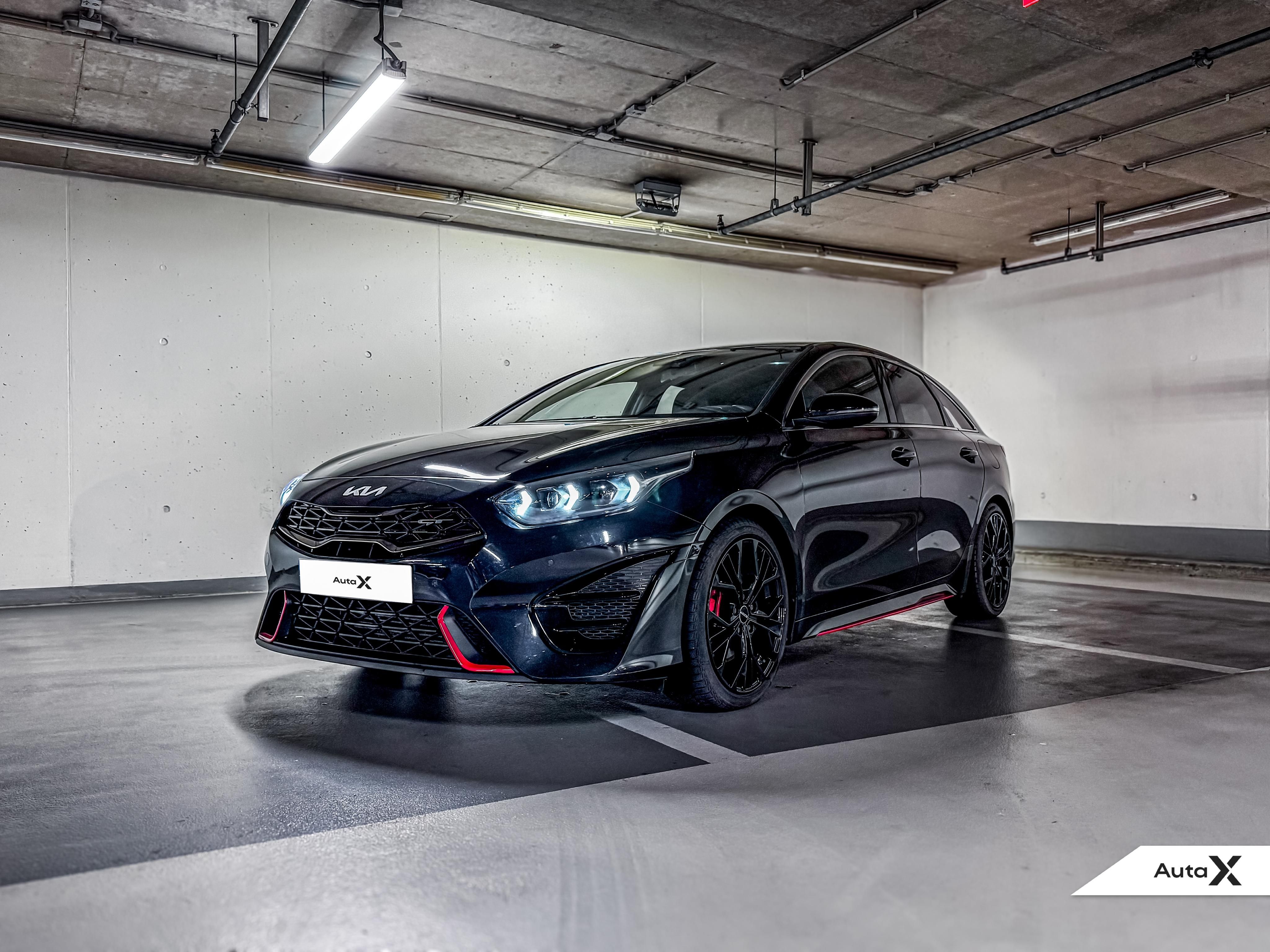 Kia ProCeed, GT 1.6 T-GDI 7DCT 150 kW - fotka 2