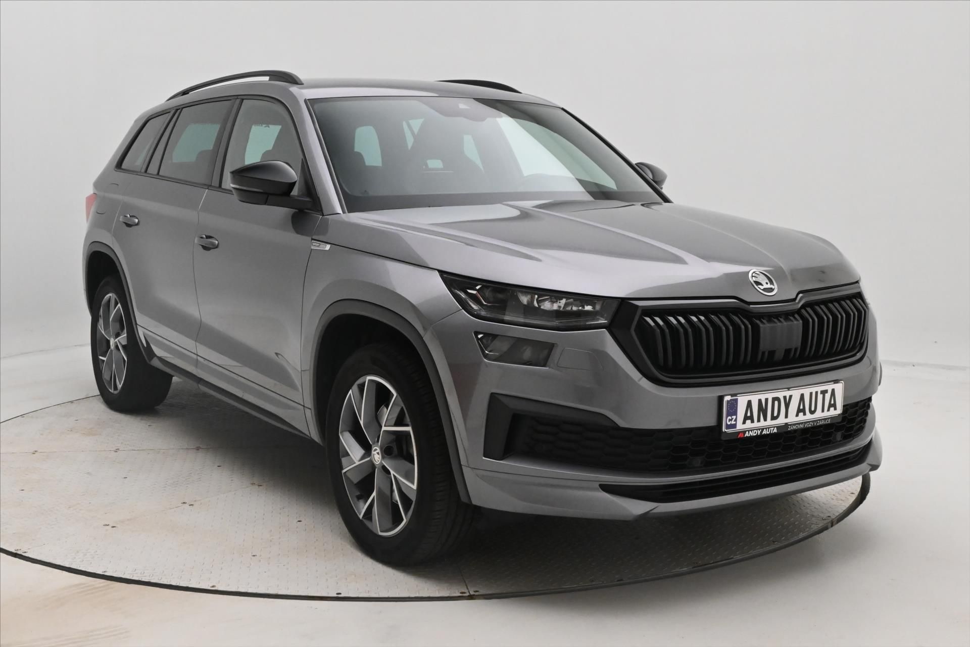 Škoda Kodiaq, 2,0 TDI 147kW DSG 4x4 Sportlin - fotka 3