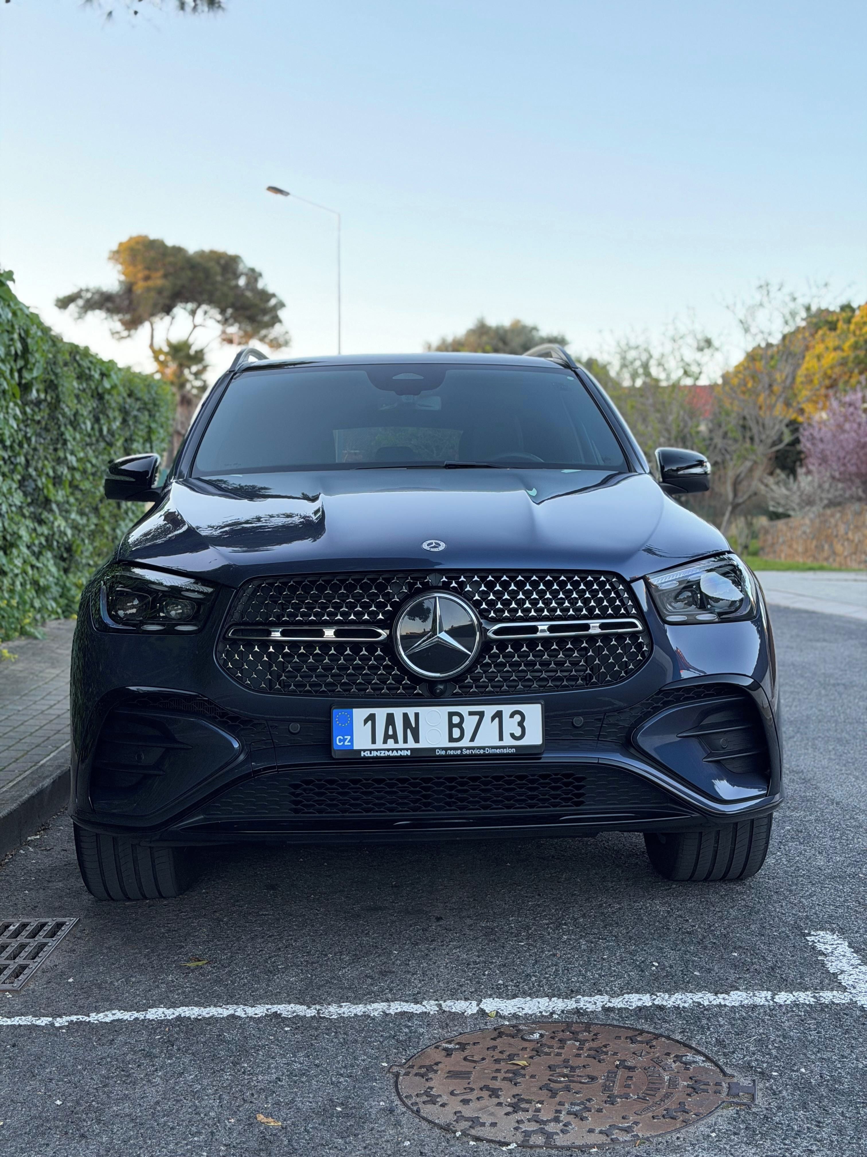 Mercedes-Benz GLE, 450d AMG, 7 míst - fotka 4