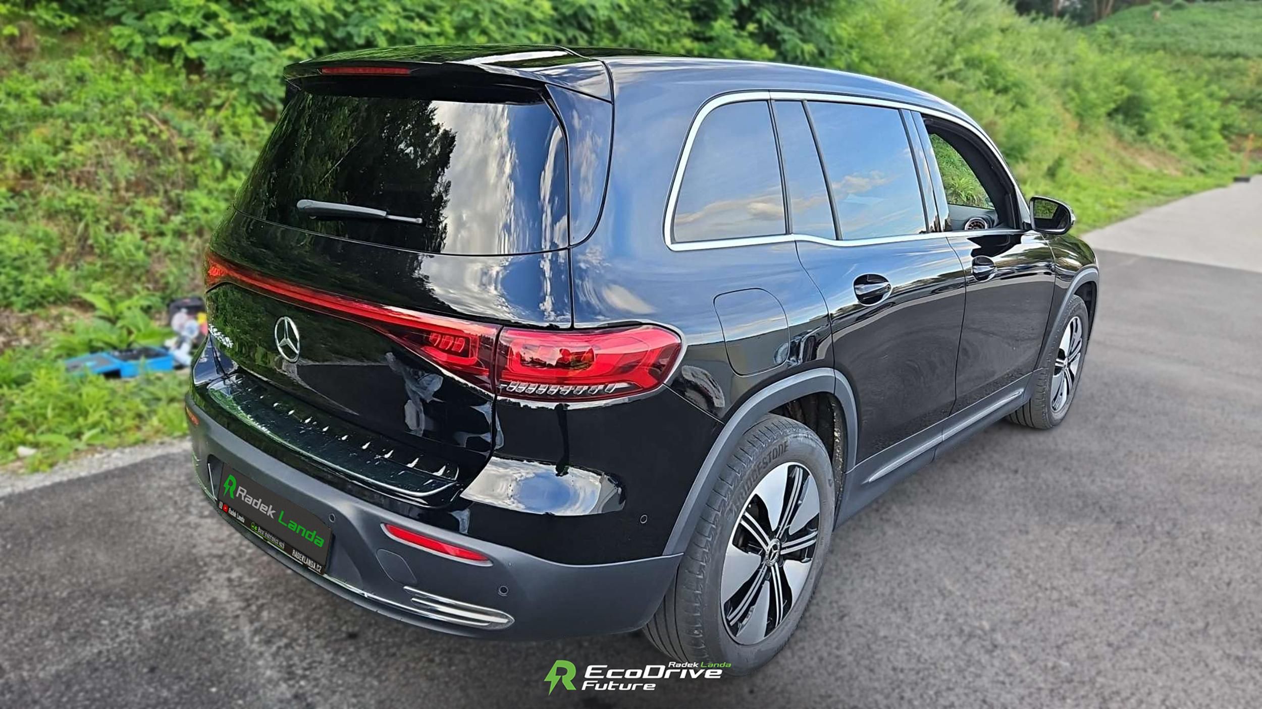 Mercedes-Benz EQB, Electric Art – 70,5 kWh - fotka 5