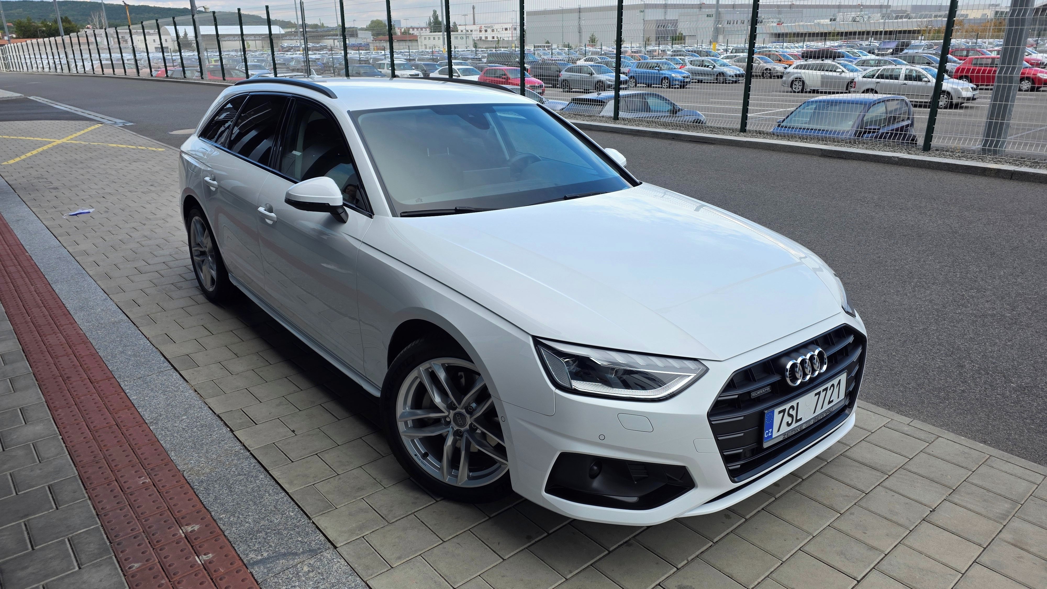 Audi A4, Audi A4 2.0 TDI 140 kW Quattro - fotka 4