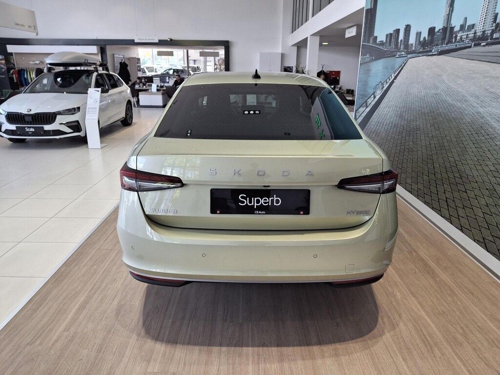 Škoda Superb, 1,5 TSI - fotka 5