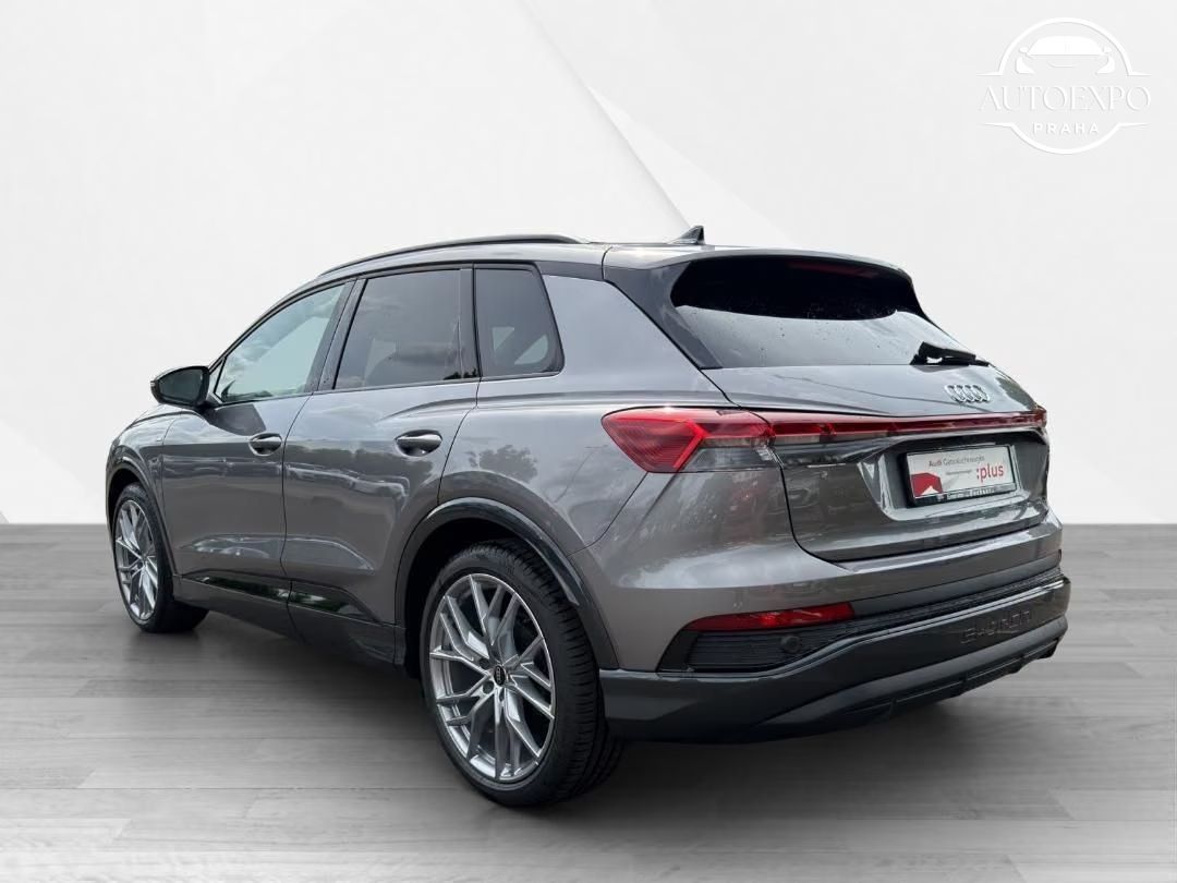 Audi Q4 e-tron, 40 S Line *Kamera* - fotka 2