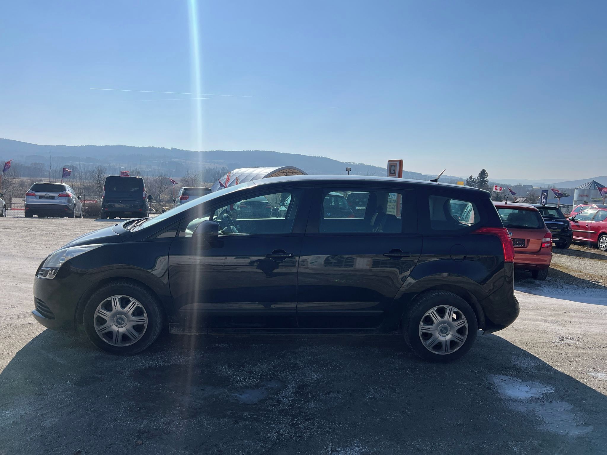 Peugeot 5008, 1.6 16V VTi 120 k Confort Pack - fotka 5