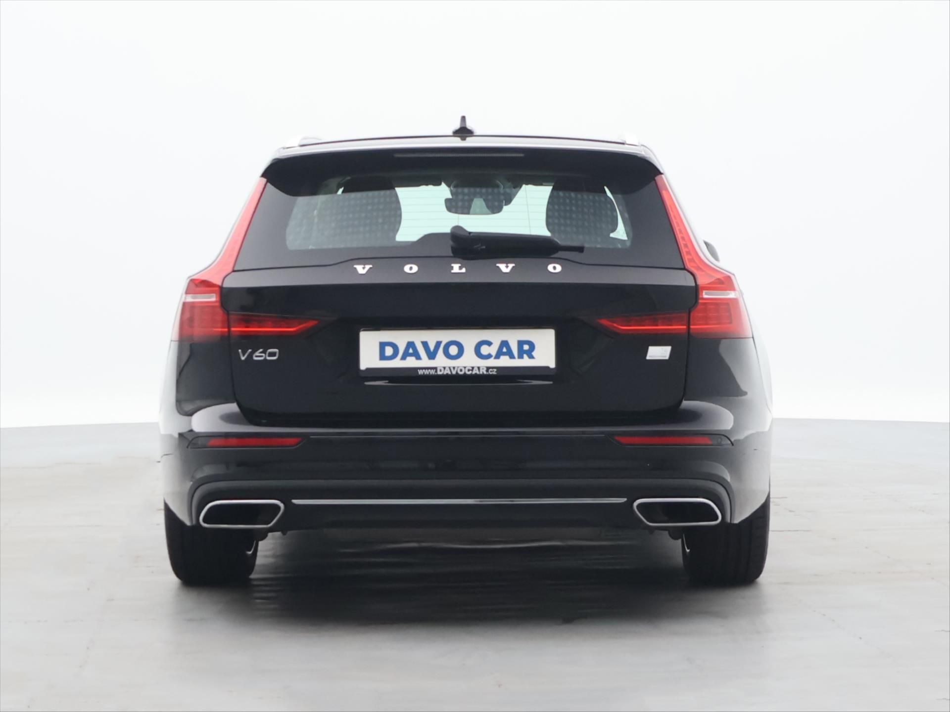 Volvo V60, 2,0 T6 186kW 4x4 MomentumPro - fotka 6