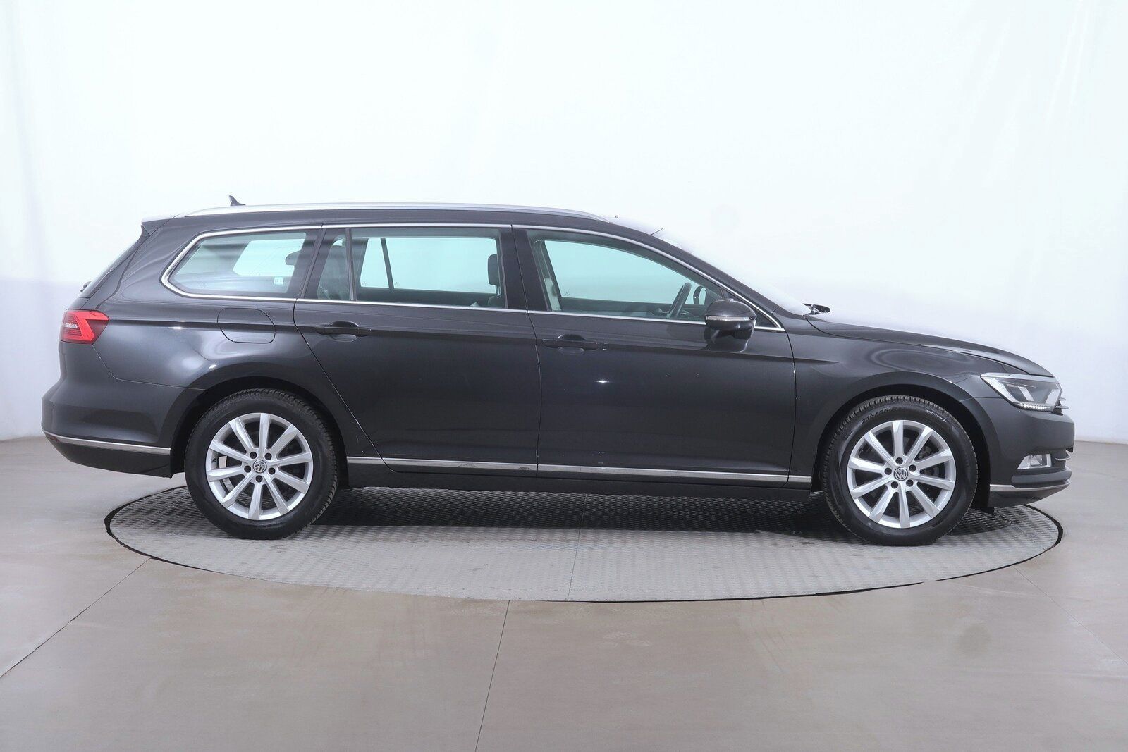 Volkswagen Passat, 1.8 TSI, Automat, Serv.kniha - fotka 6