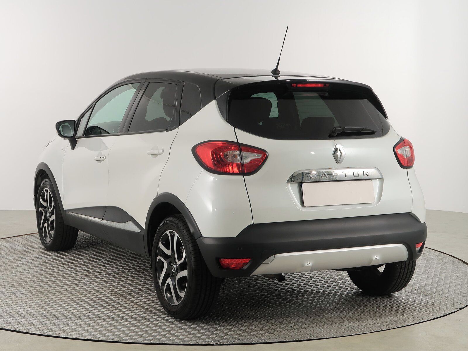 Renault Captur, 1.2 TCe, Night&Day - fotka 4