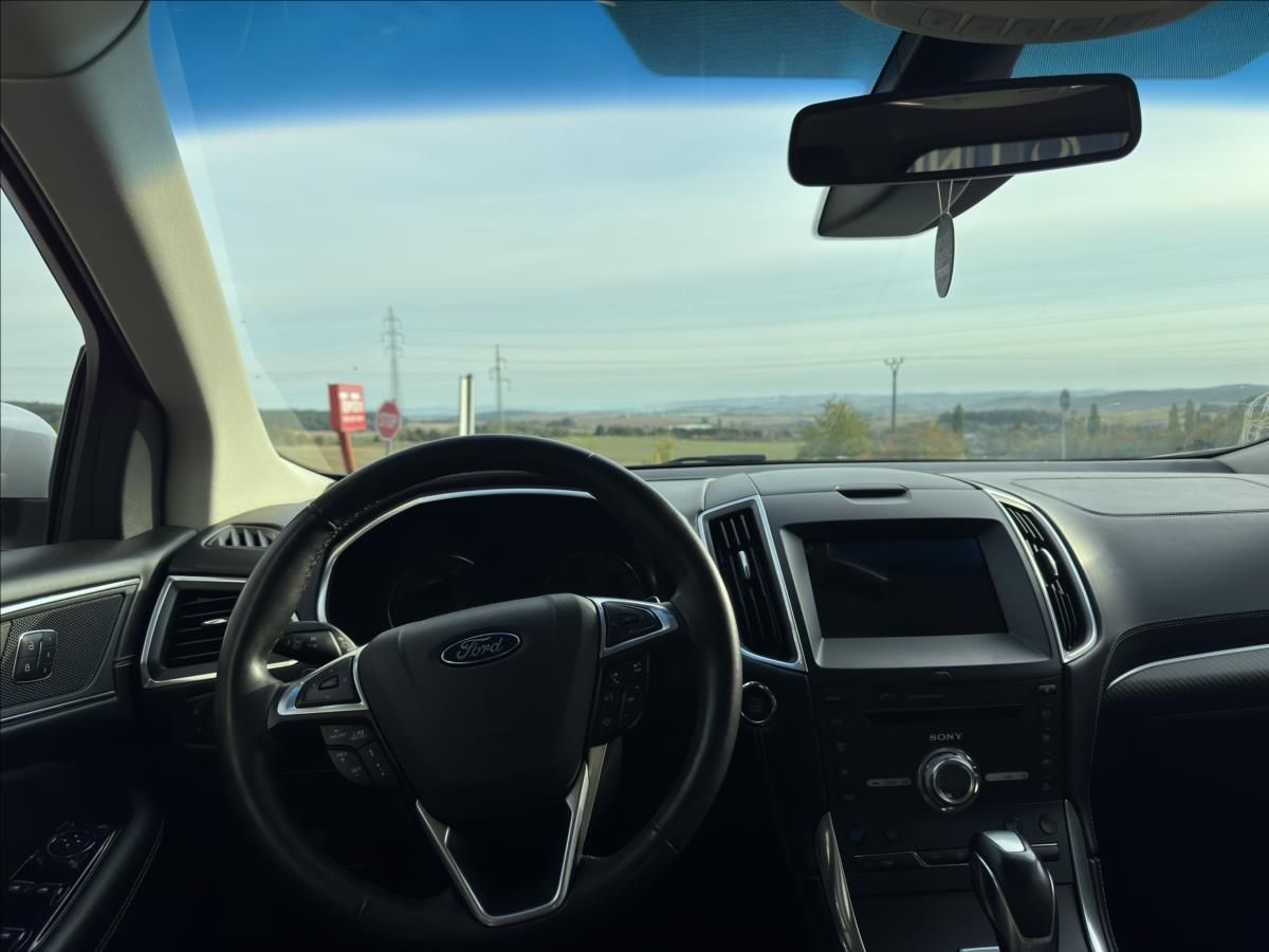 Ford Edge, 2,0 TDCi Vignale AWD - fotka 5