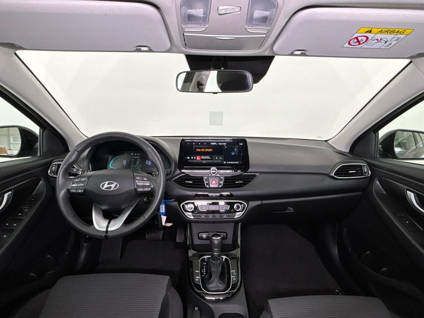 Hyundai i30, 1.5 T-GDI / 103 kW Smart DCT - fotka 5