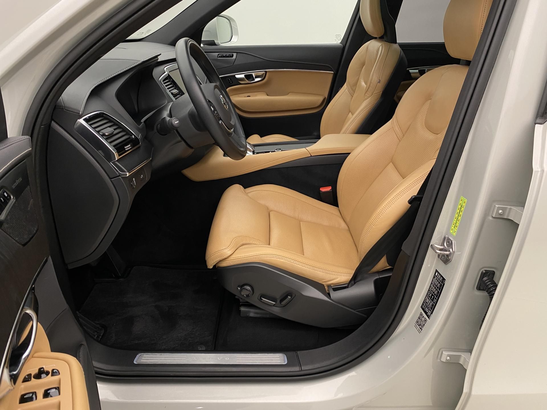 Volvo XC90, B6 AWD INSCRIPTION AUT CZ 7m - fotka 3