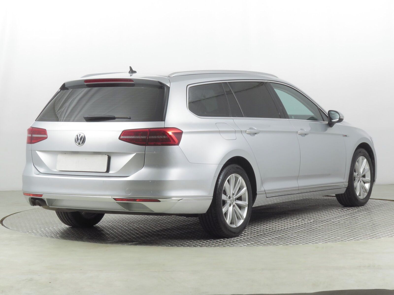 Volkswagen Passat, 2.0 TDI, Highline, 4X4 - fotka 5