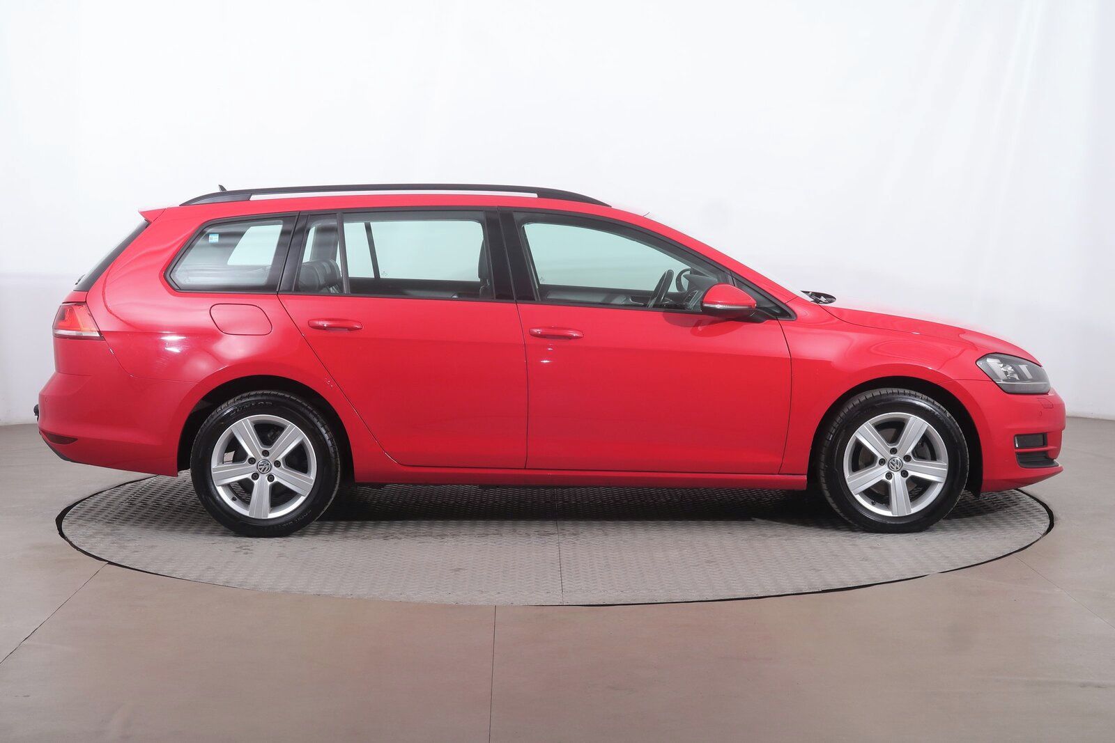 Volkswagen Golf, 1.6 TDI, Automat - fotka 6