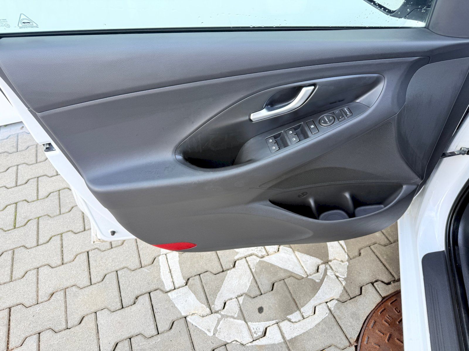 Hyundai i30, 1.5T-GDi 117kW/160Ps N-Line 1. - fotka 6