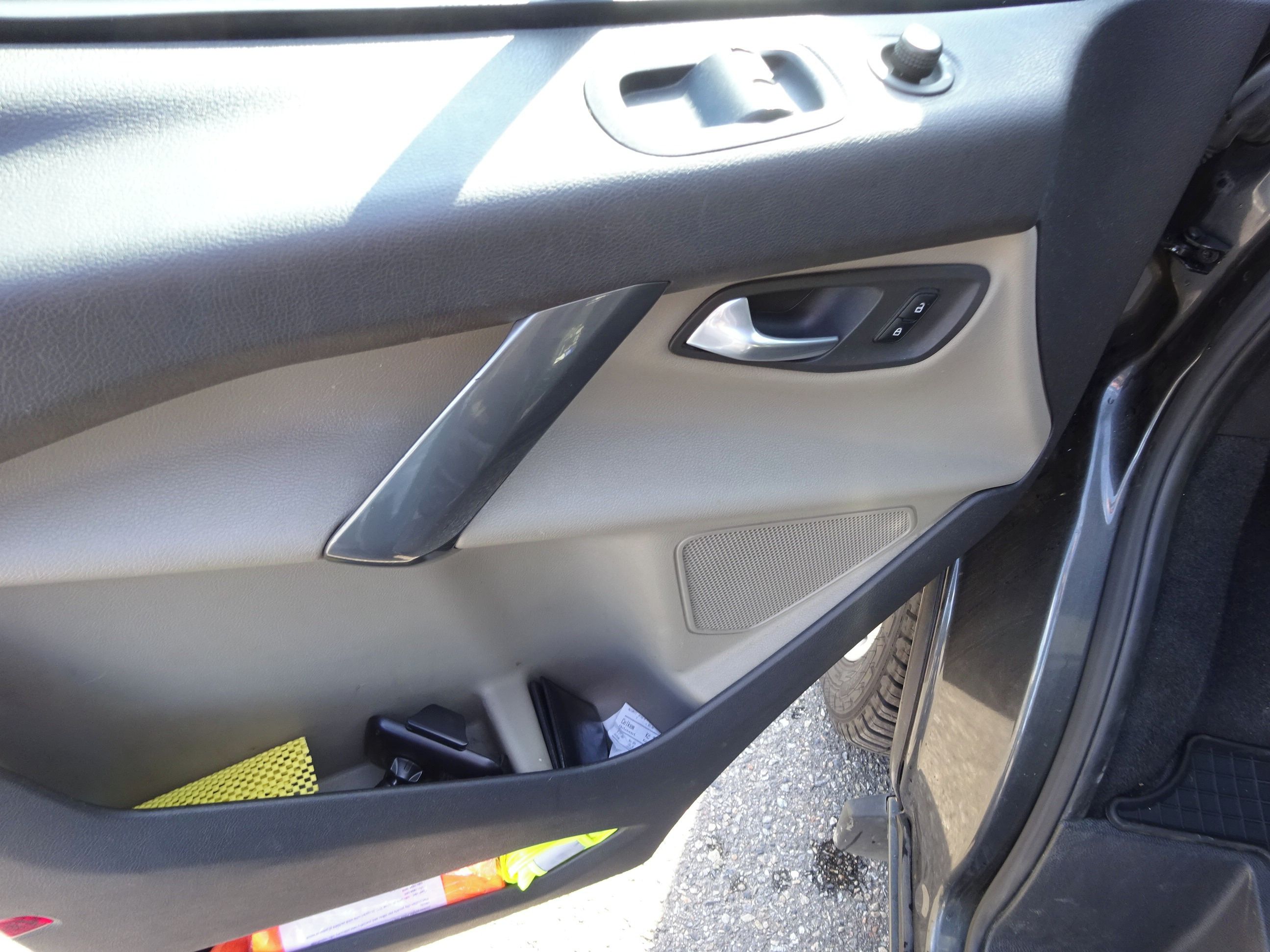 Ford Tourneo Custom, 2.0 TDCI (93 KW) TITANIUM ČR - fotka 6