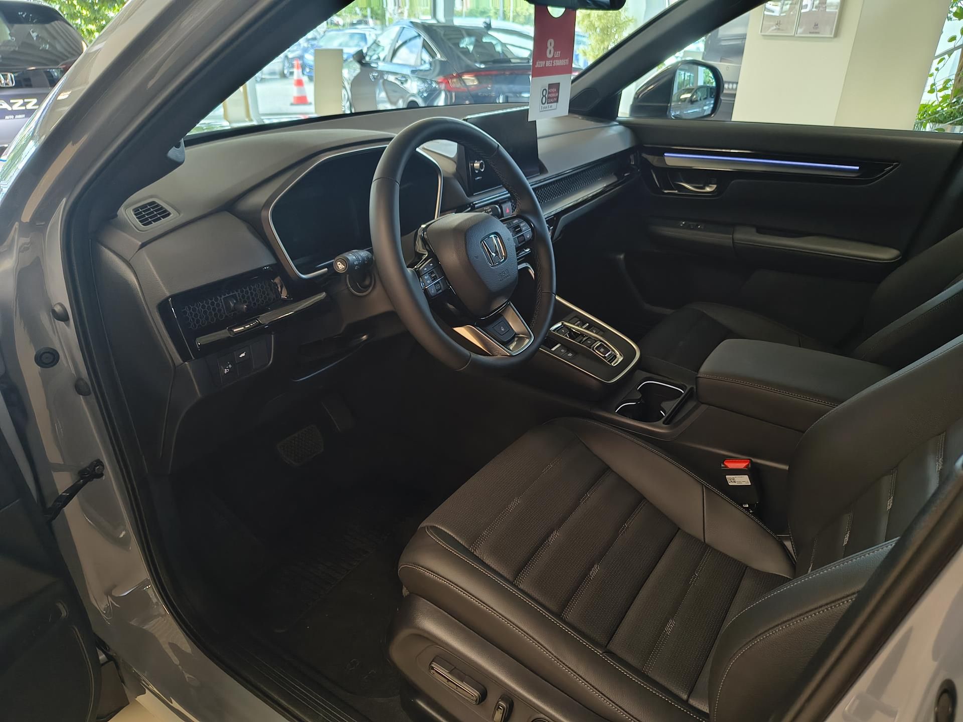 Honda CR-V, e:HEV 2.0 i-MMD Elegance AWD 2 - fotka 4
