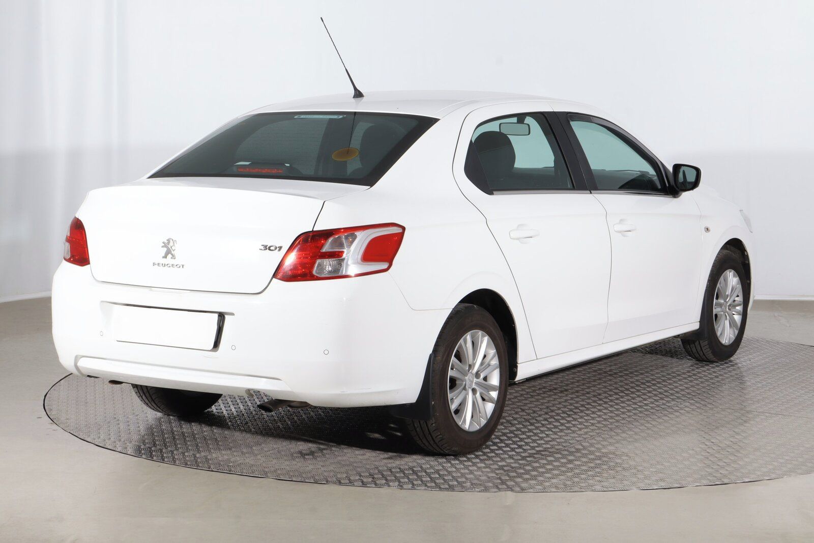 Peugeot 301, 1.2 VTi, Automat, Serv.kniha - fotka 5