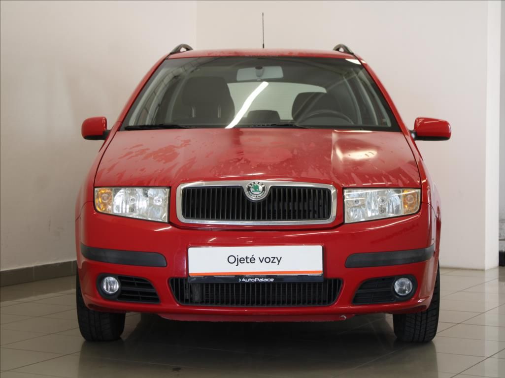 Škoda Fabia, 1,2 HTP 47kW Kombi 2.maj.ČR - fotka 2