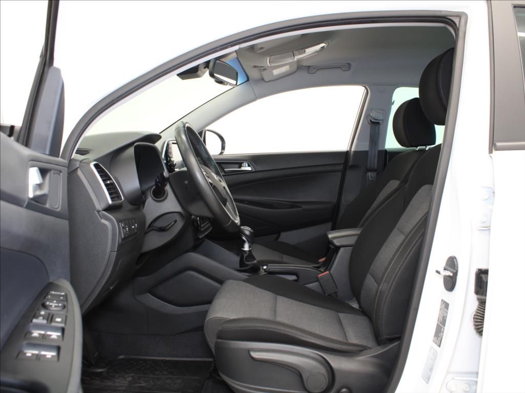 Hyundai Tucson, 1,6 T-GDI 130kW 71tkm.2.maj.ČR - fotka 6