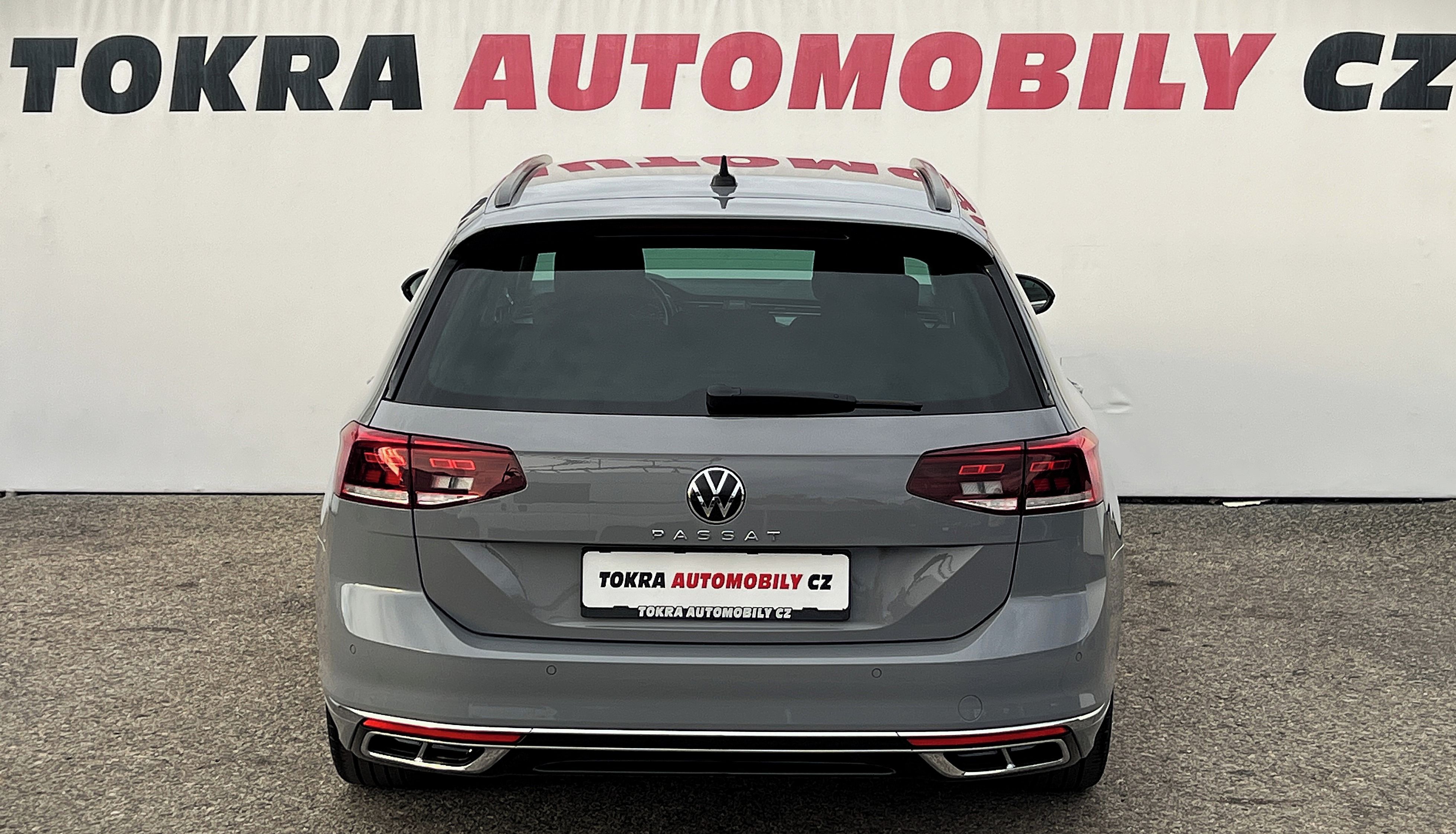 Volkswagen Passat, 2.0TDI DSG R-Line ACC LED DPH - fotka 5