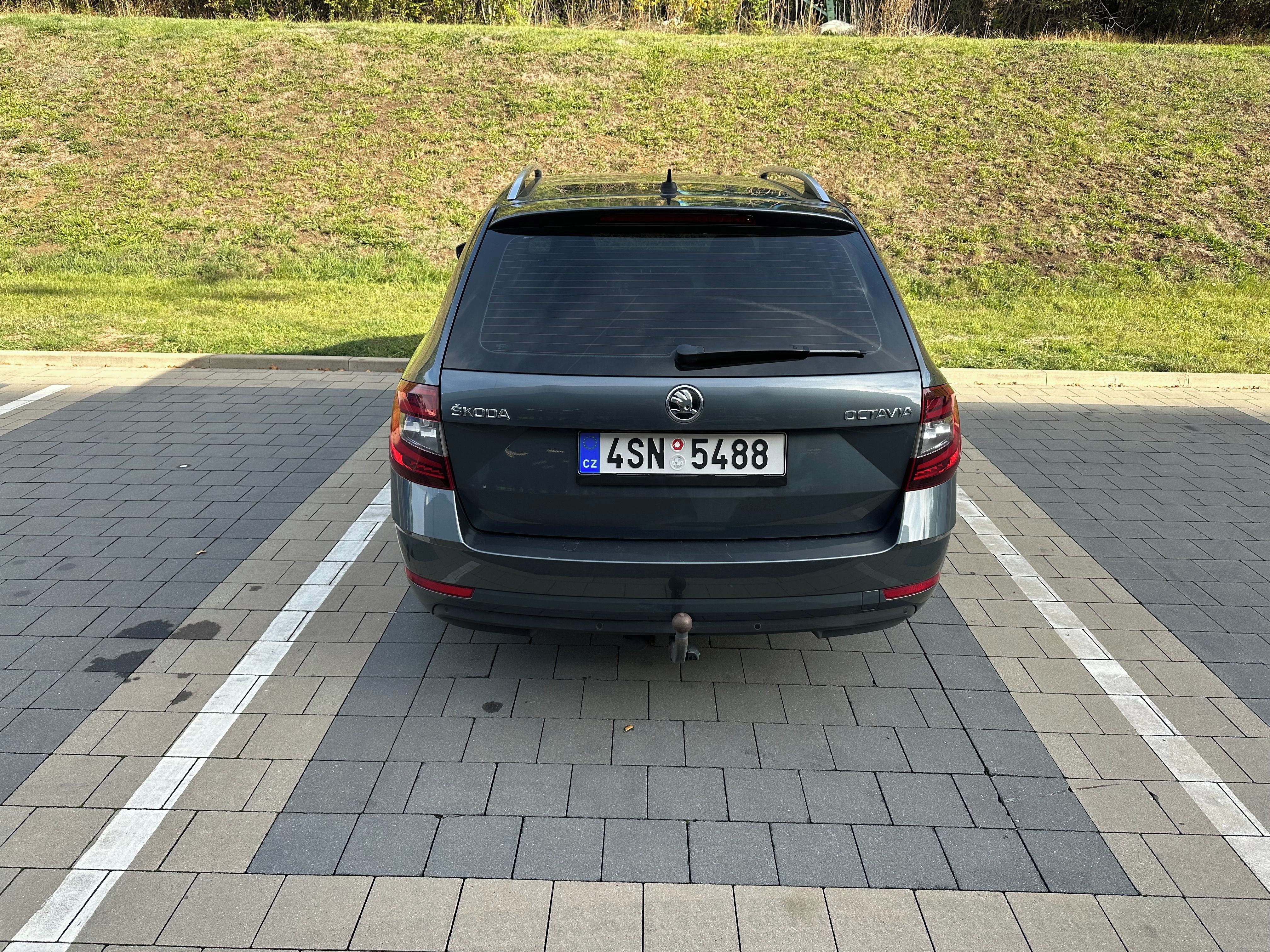 Škoda Octavia, Škoda Octavia 1,5 TSi, DSG - fotka 4