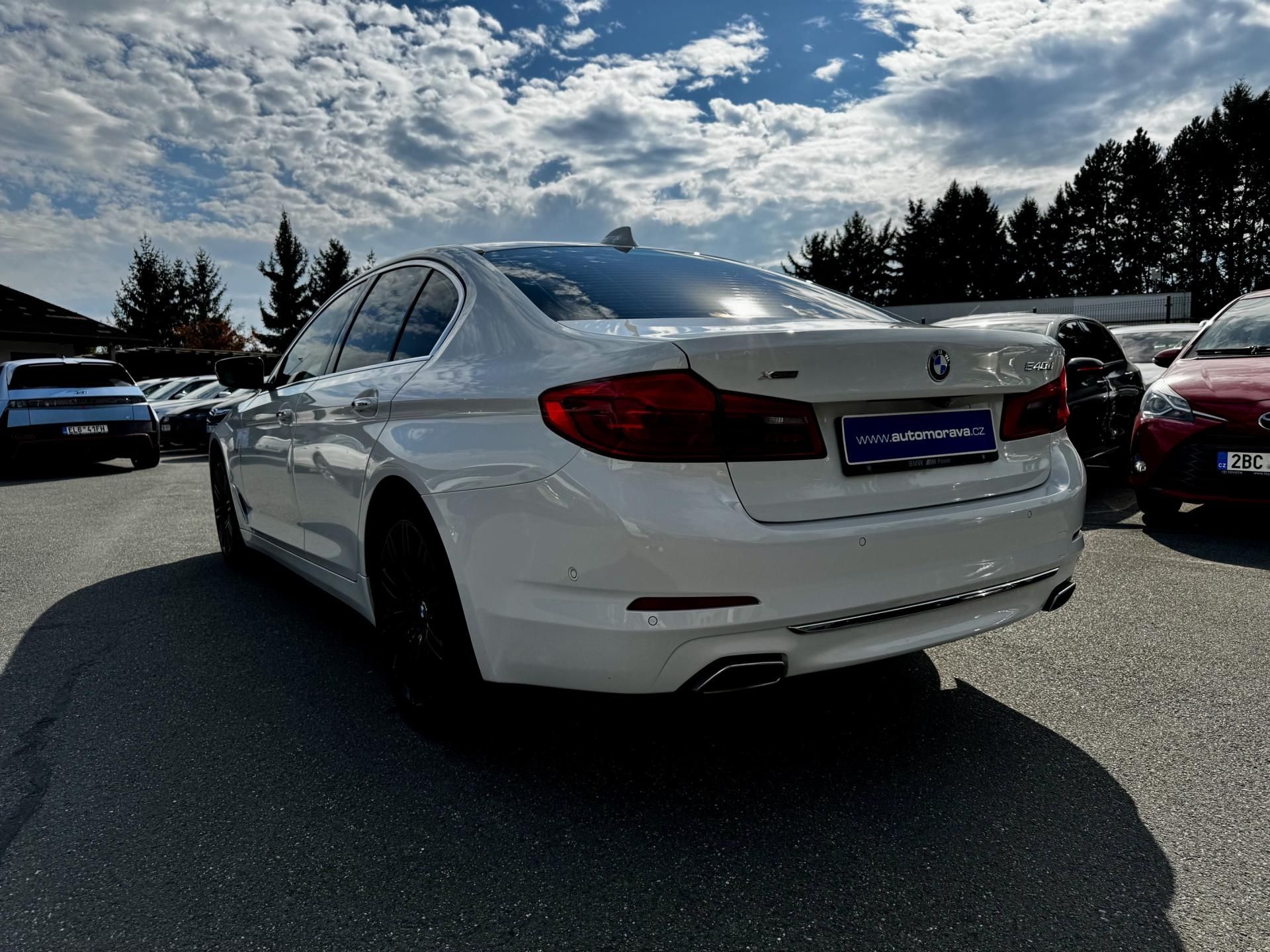 BMW Řada 5, 540D xDrive Luxury - CZ - fotka 5