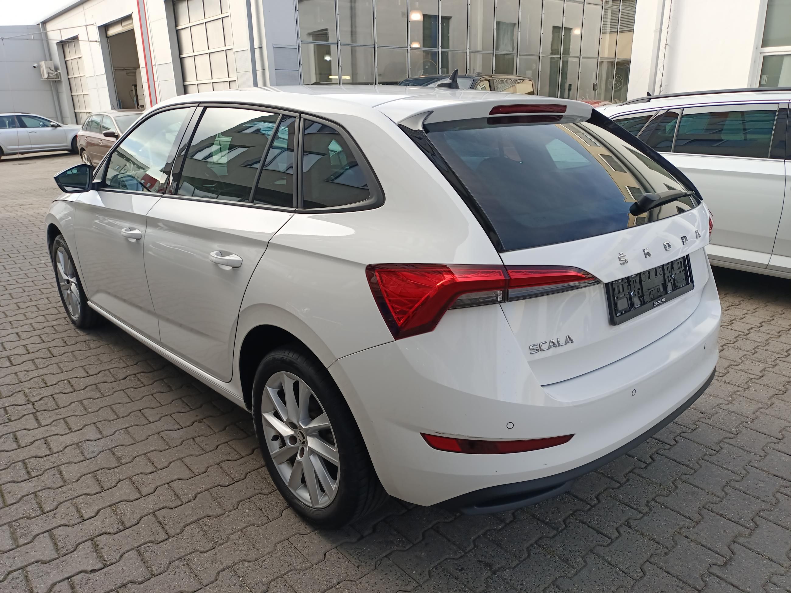 Škoda Scala, Style 1.5 TSI 110kW / Kamera - fotka 4