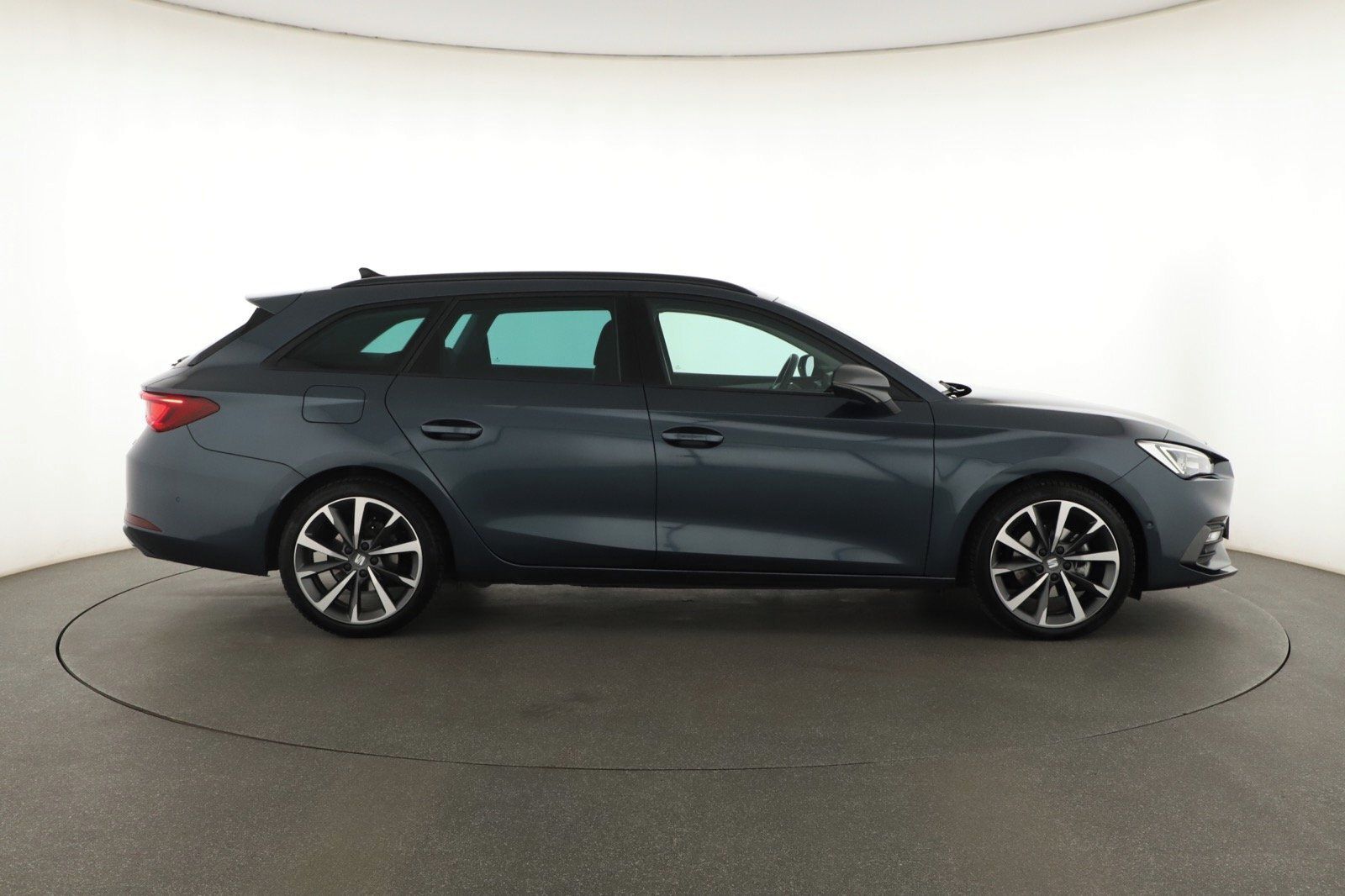 Seat Leon, 1.5 TSI, Automat, Serv.kniha - fotka 6