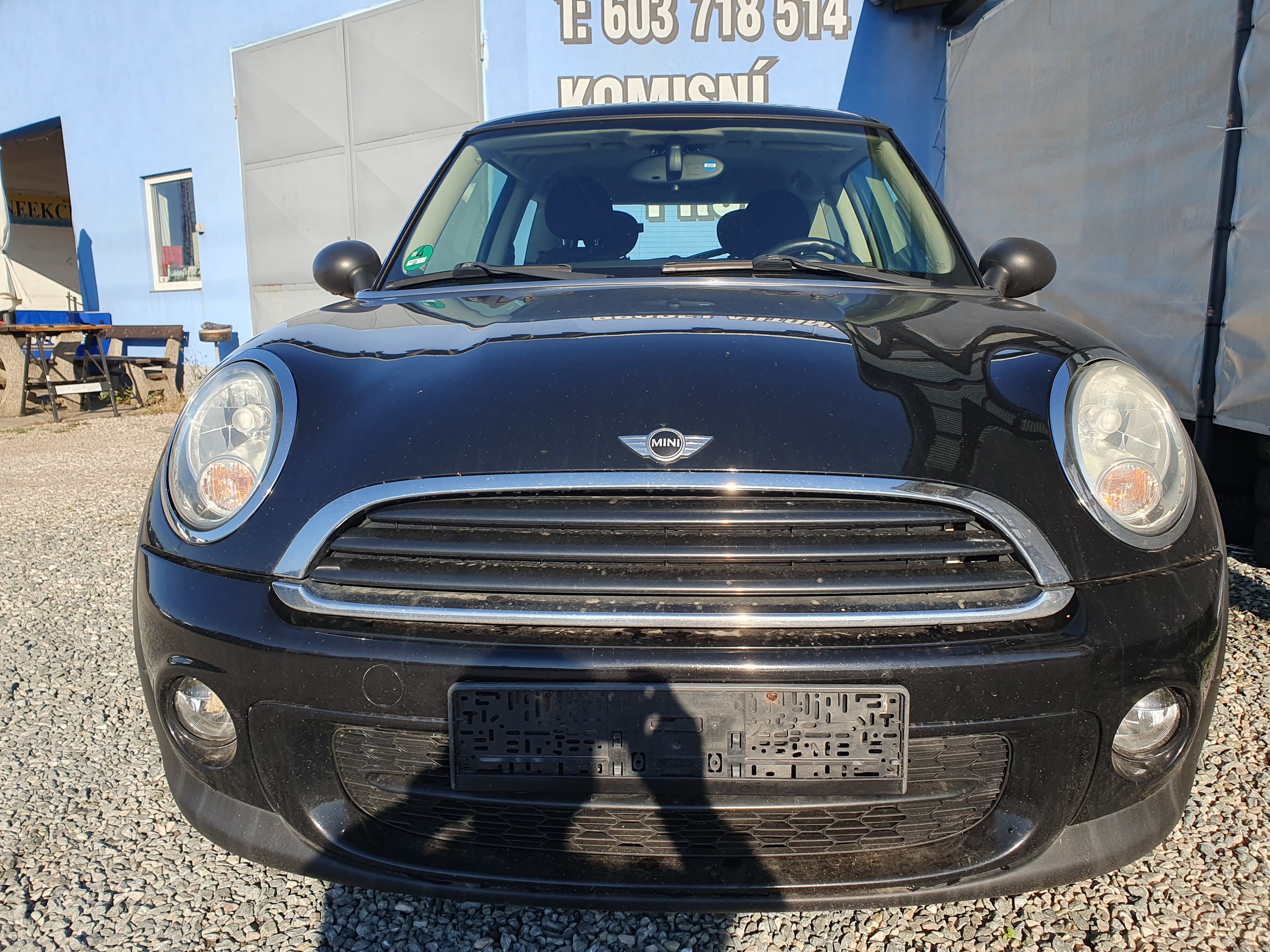 Mini Cooper, 1.6 D 66 KW - fotka 4