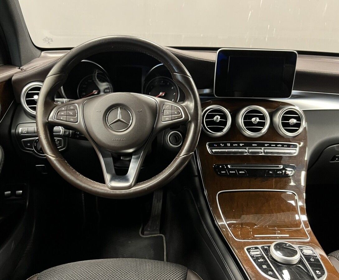 Mercedes-Benz GLC, 250 4Matic AT - fotka 5