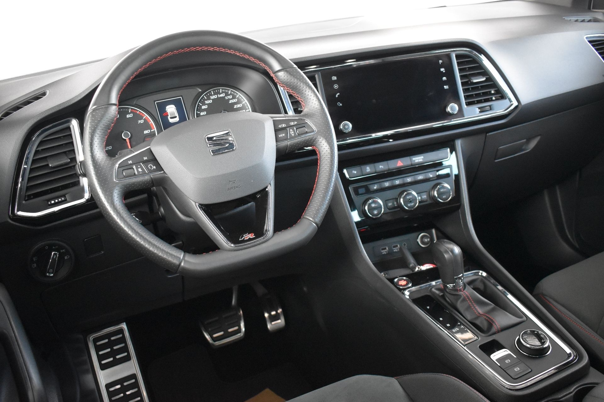 Seat Ateca, FR 2.0TSI 140kW DSG 4x4 - fotka 5