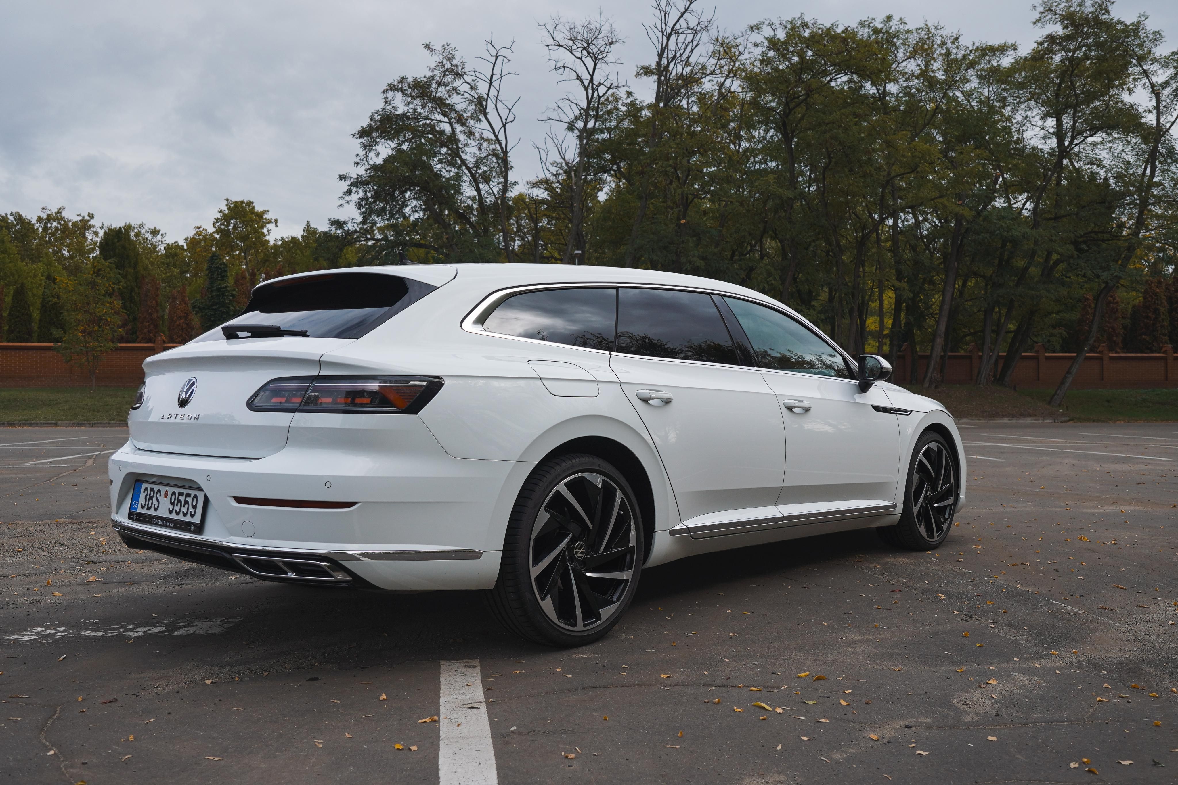 Volkswagen Arteon Shooting Brake, VW Arteon SB  R - Line - fotka 4