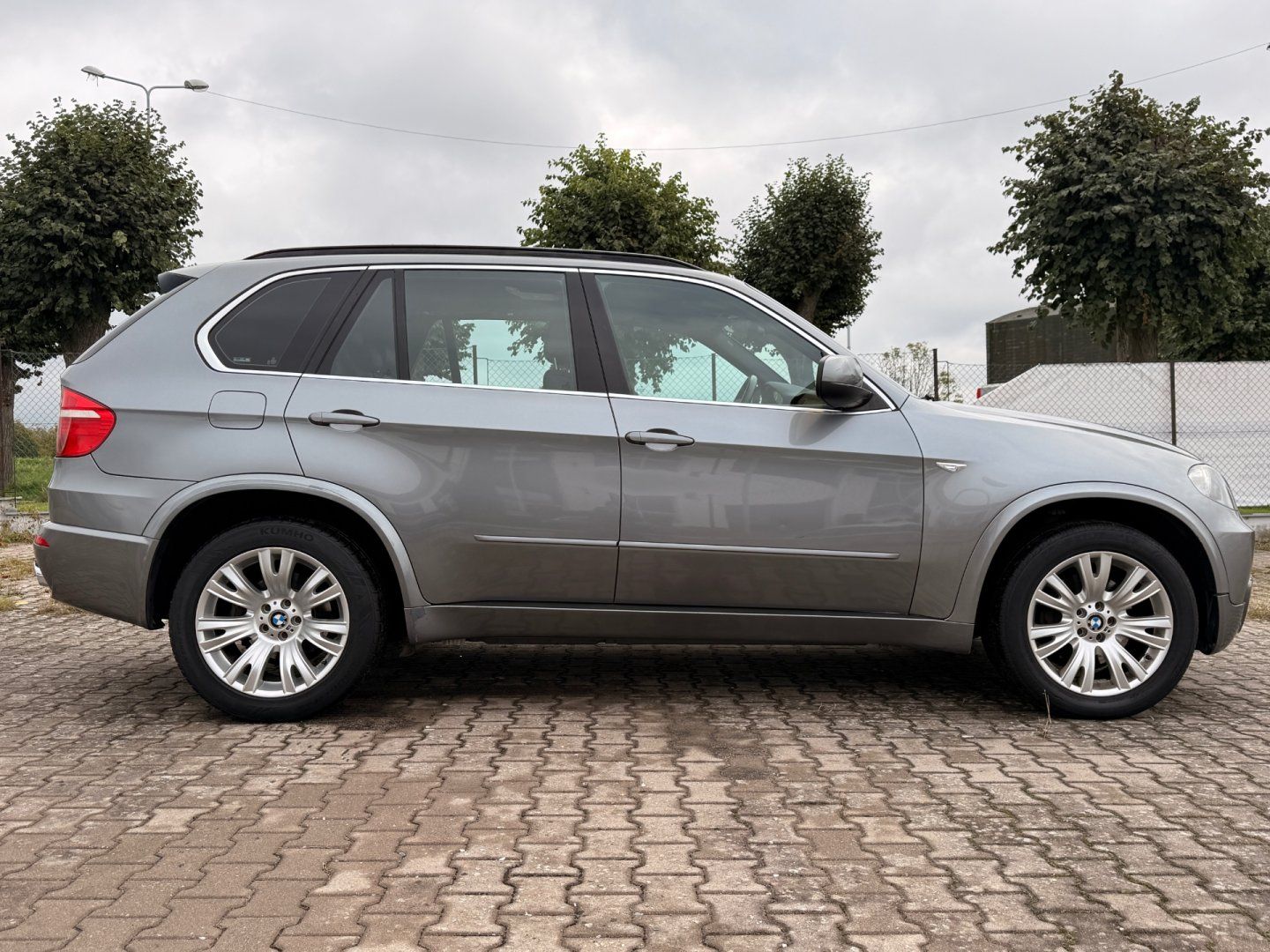 BMW X5, xDrive 30d M-paket TAŽNÉ - fotka 4