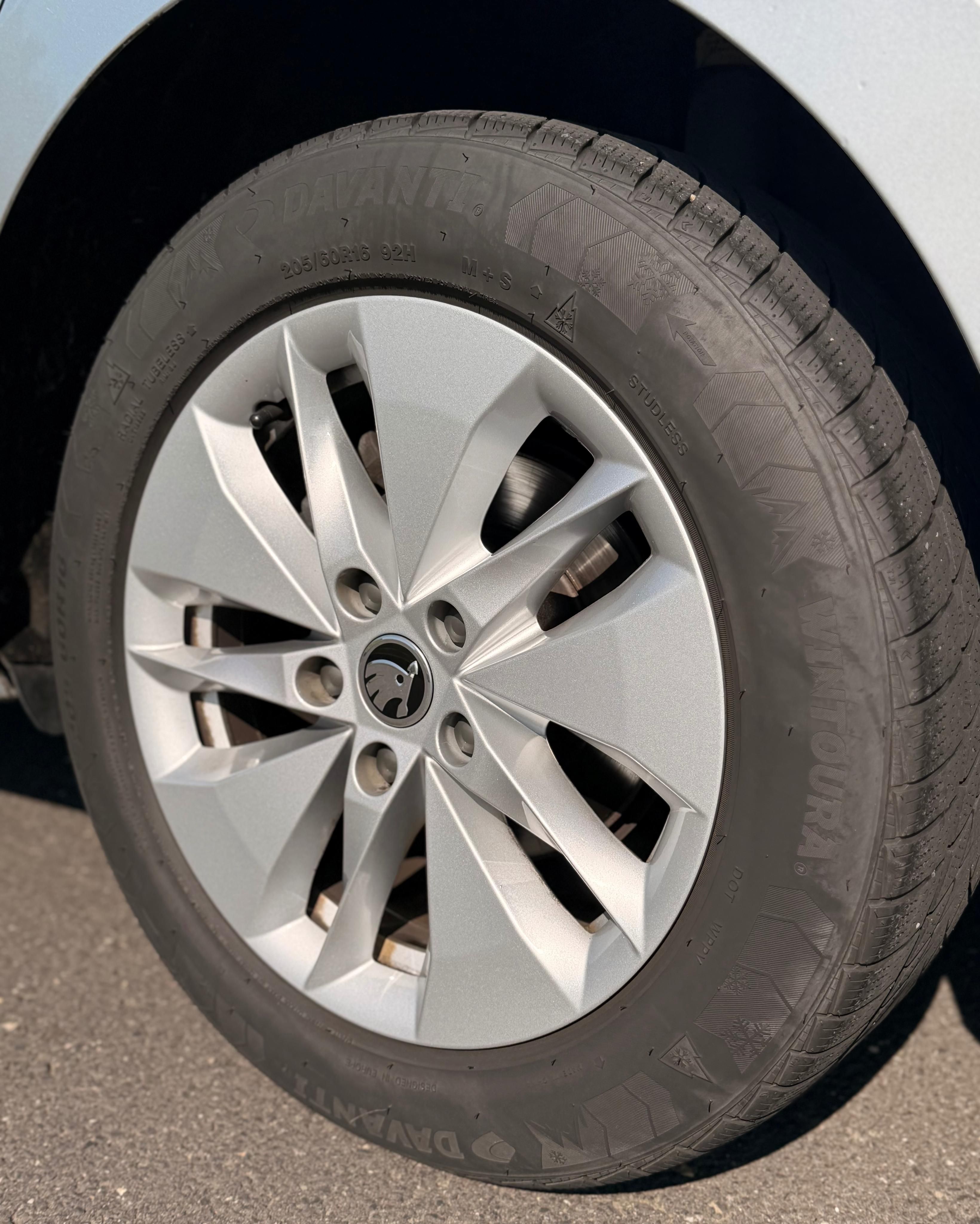 Škoda Octavia, 2.0TDI DSG NEHAVAROVANÉ ČR - fotka 6