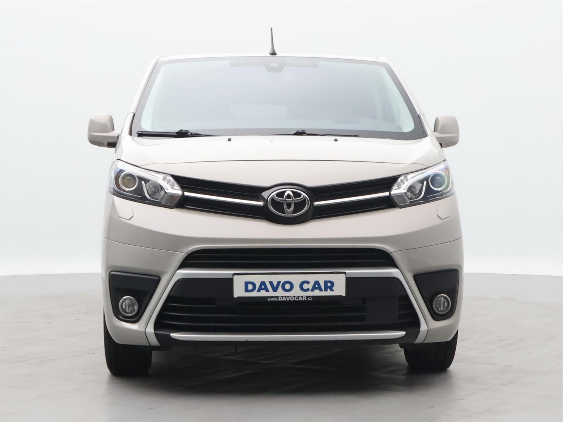 Toyota Proace, 2,0 D-4D 130kW VIP L2 CZ - fotka 2