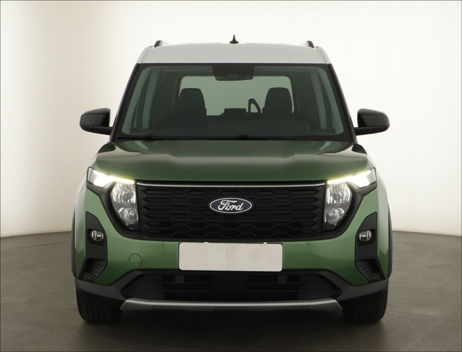 Ford Tourneo Courier, 1.0 EcoBoost, Active, 5Míst - fotka 2